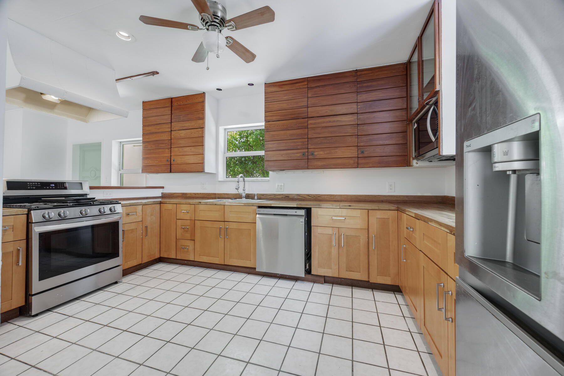 1724 Rose Street Property Photo 29