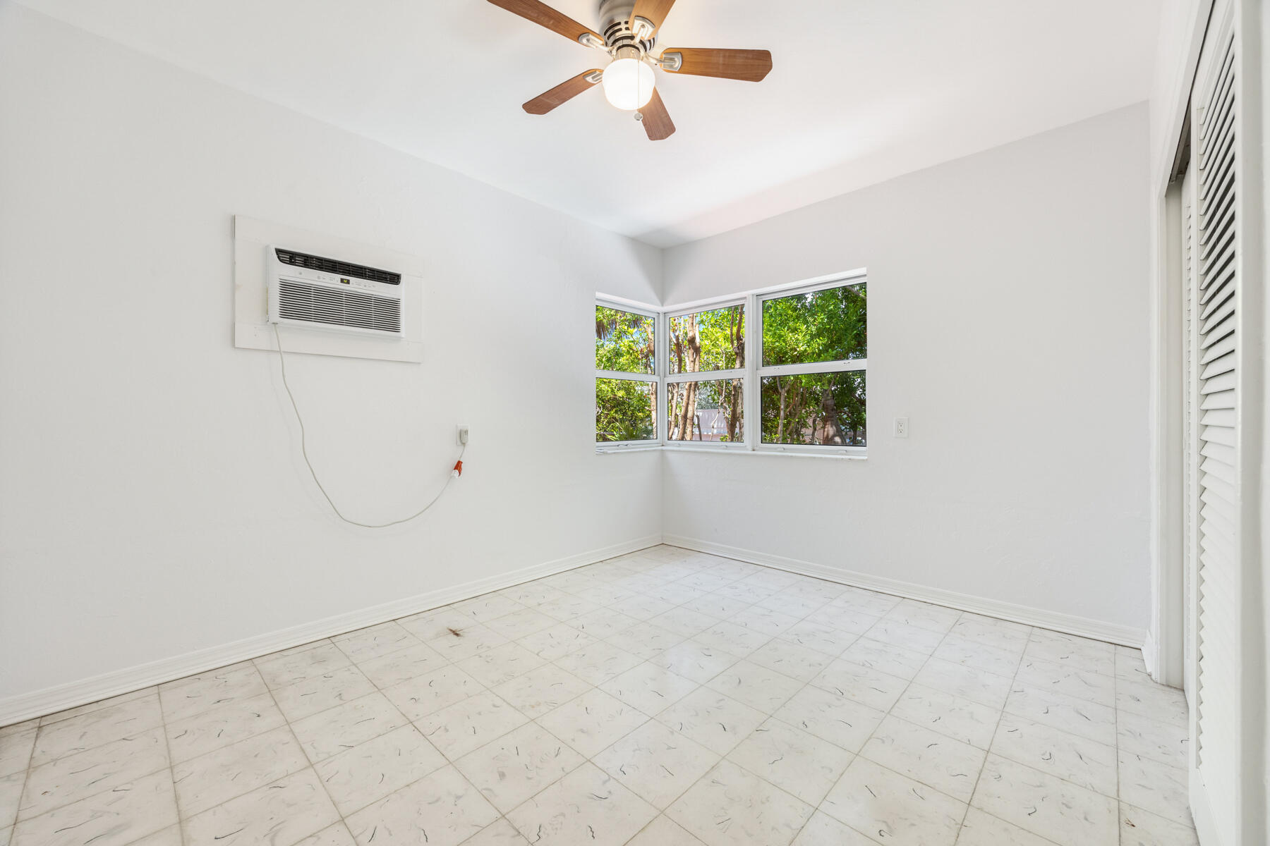1724 Rose Street Property Photo 34