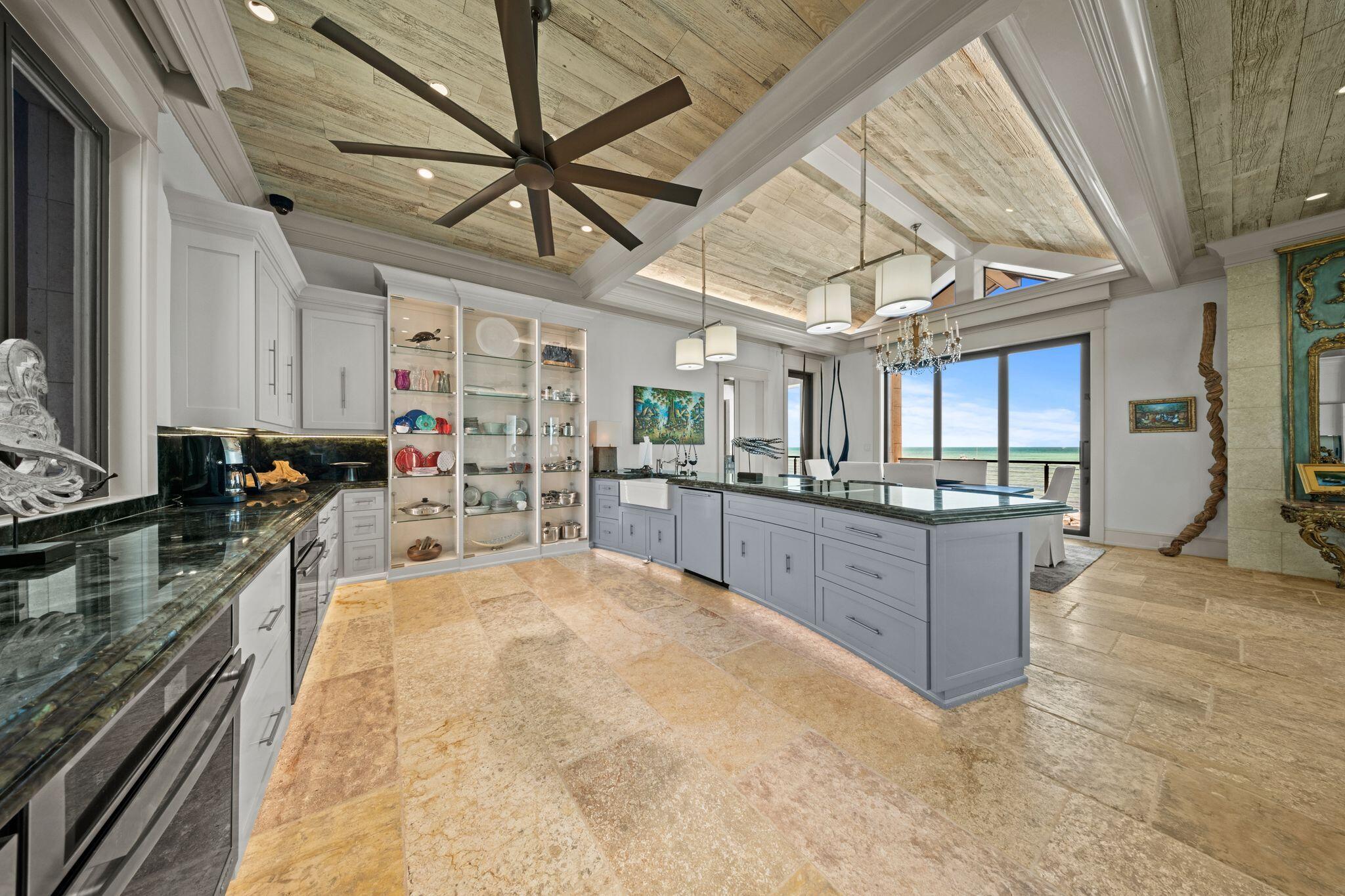 201 W Seaview Drive Property Photo 26