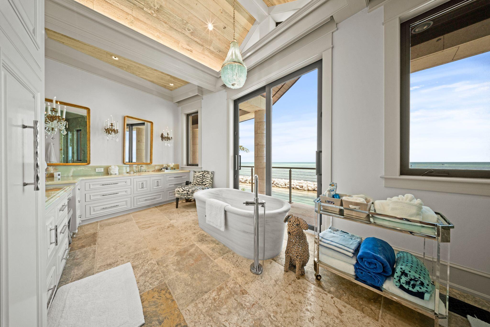 201 W Seaview Drive Property Photo 52