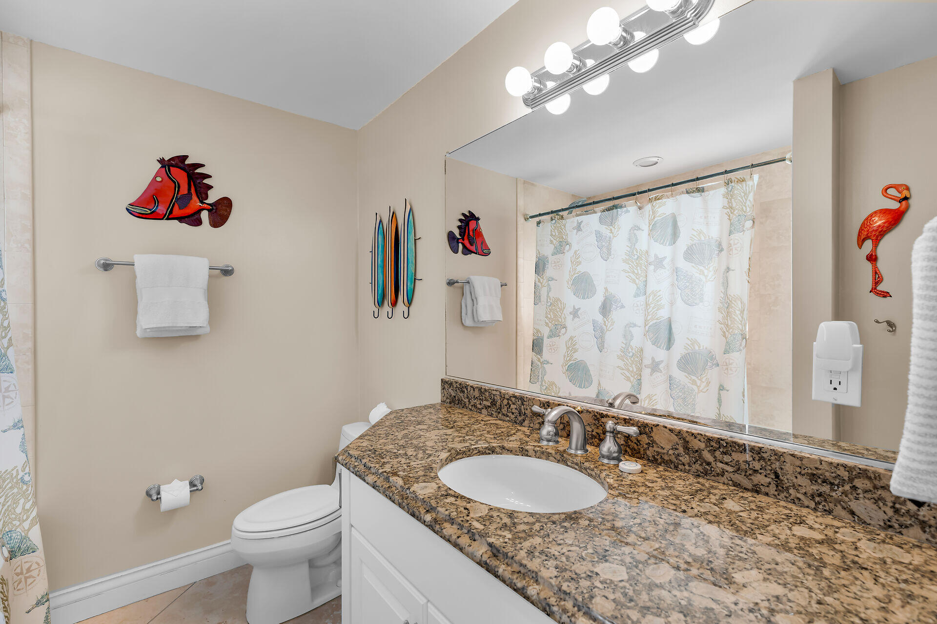 261 3rd Street Property Photo 20