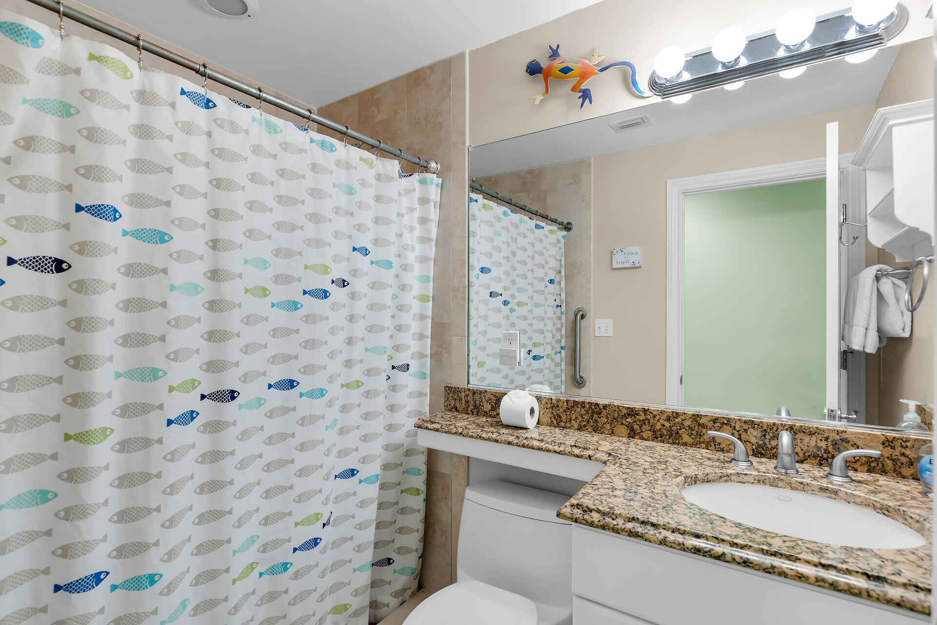 261 3rd Street Property Photo 25