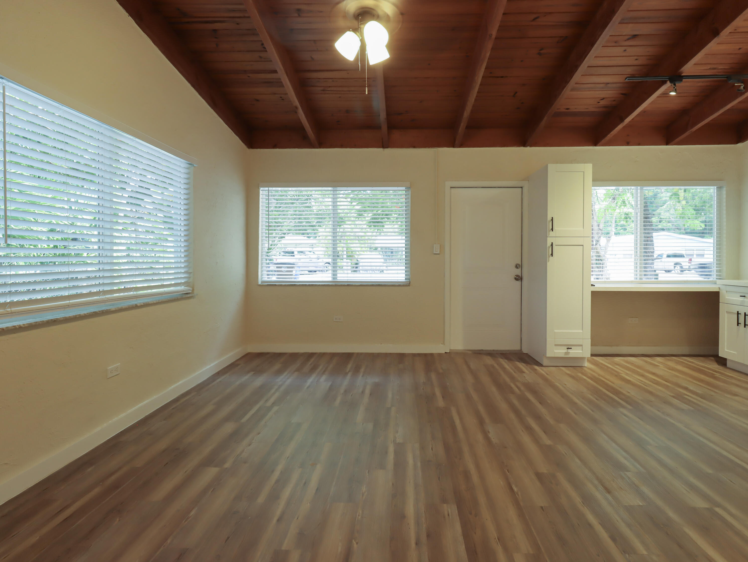 159 Casa Court Drive A/b Property Photo 6