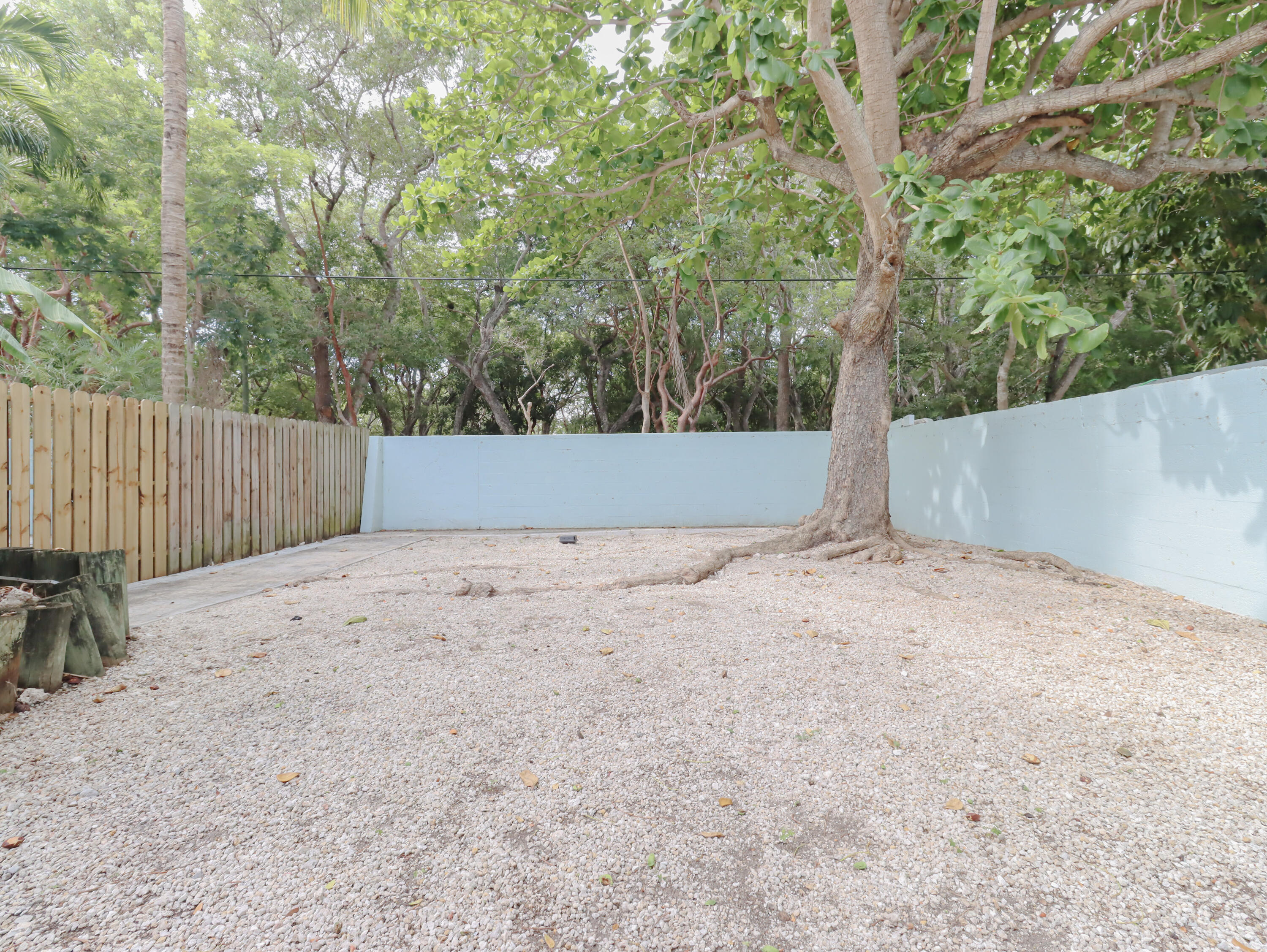 159 Casa Court Drive A/b Property Photo 15