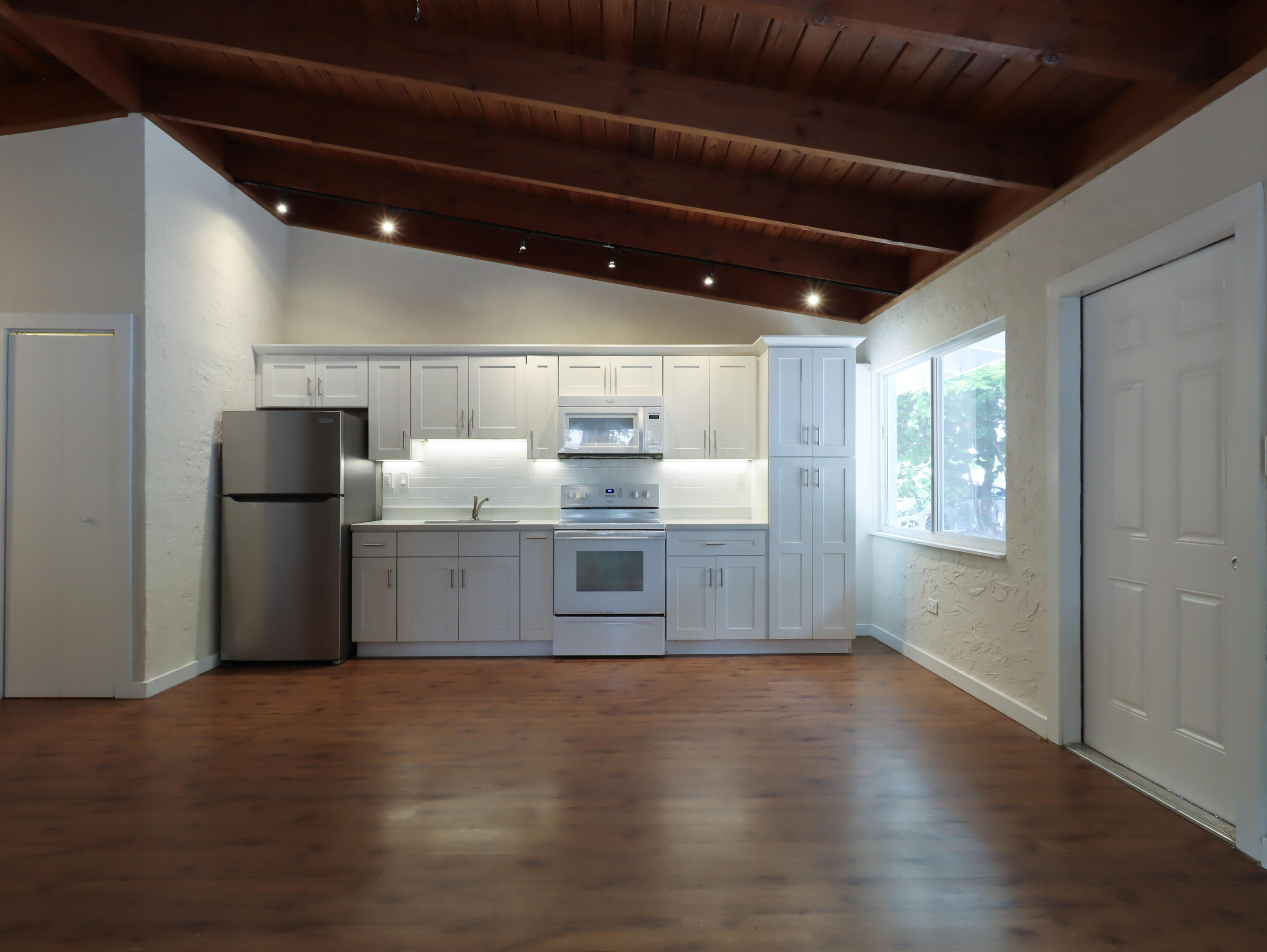 159 Casa Court Drive A/b Property Photo 19