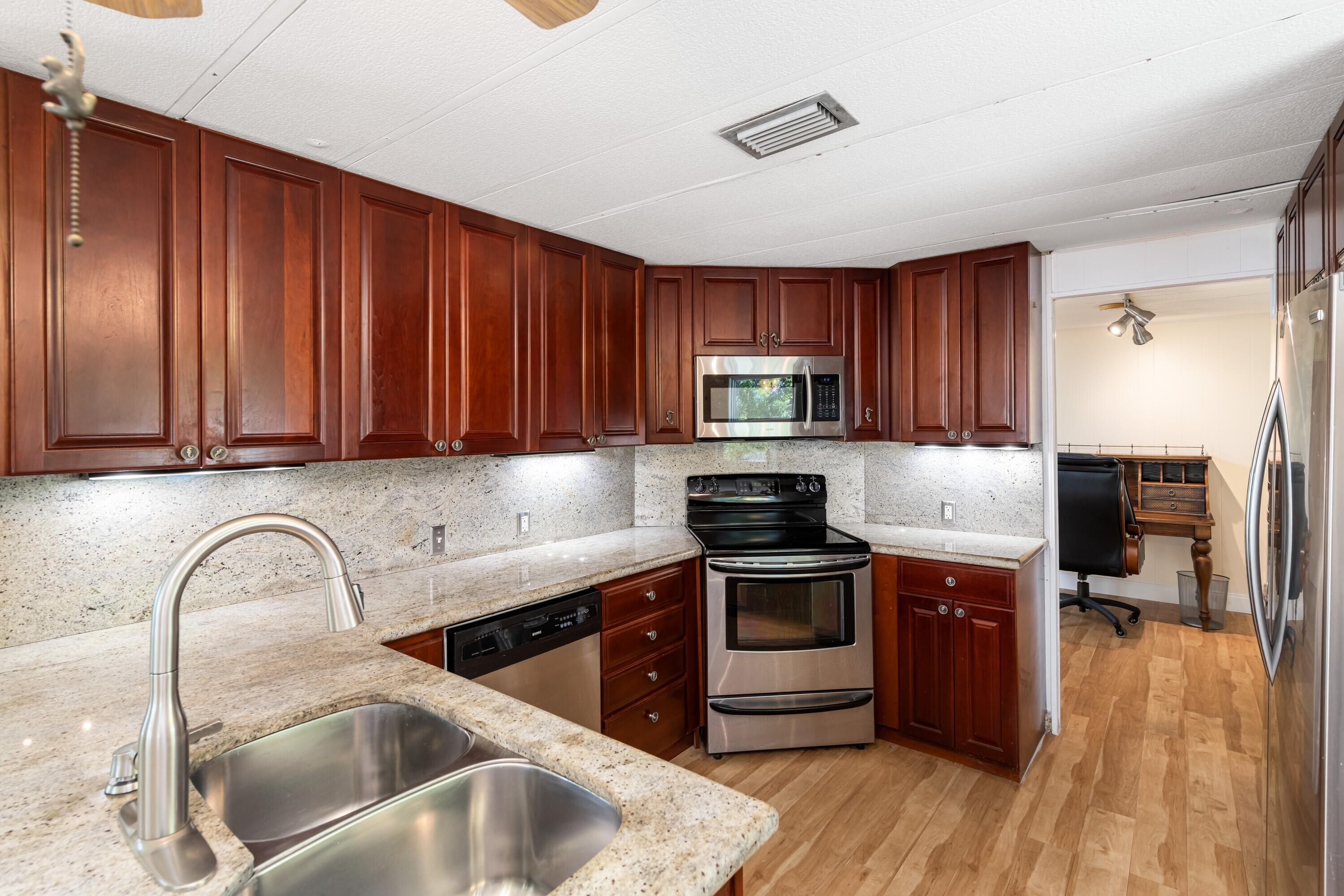 59743 Paradise Place Property Photo 16
