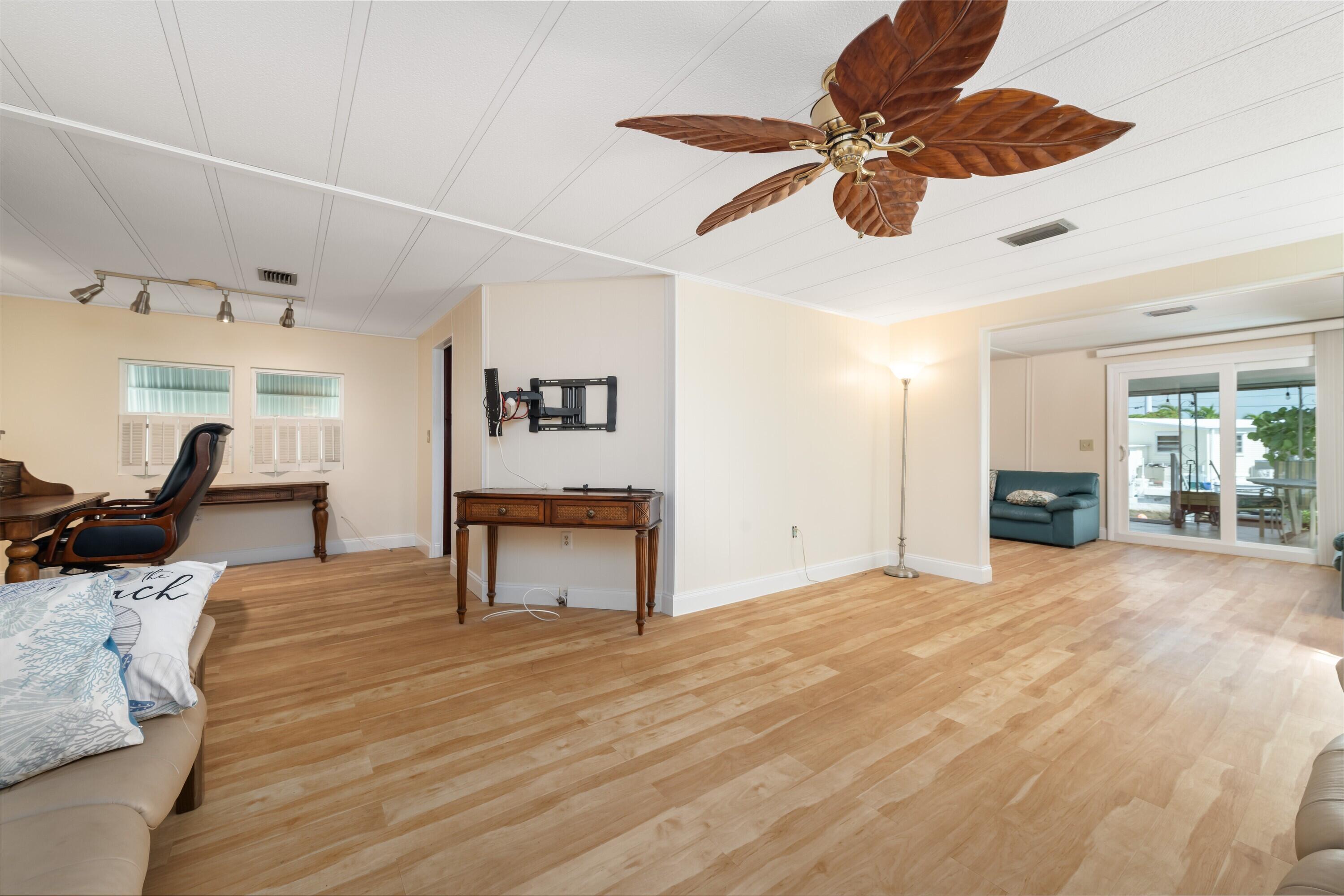 59743 Paradise Place Property Photo 18