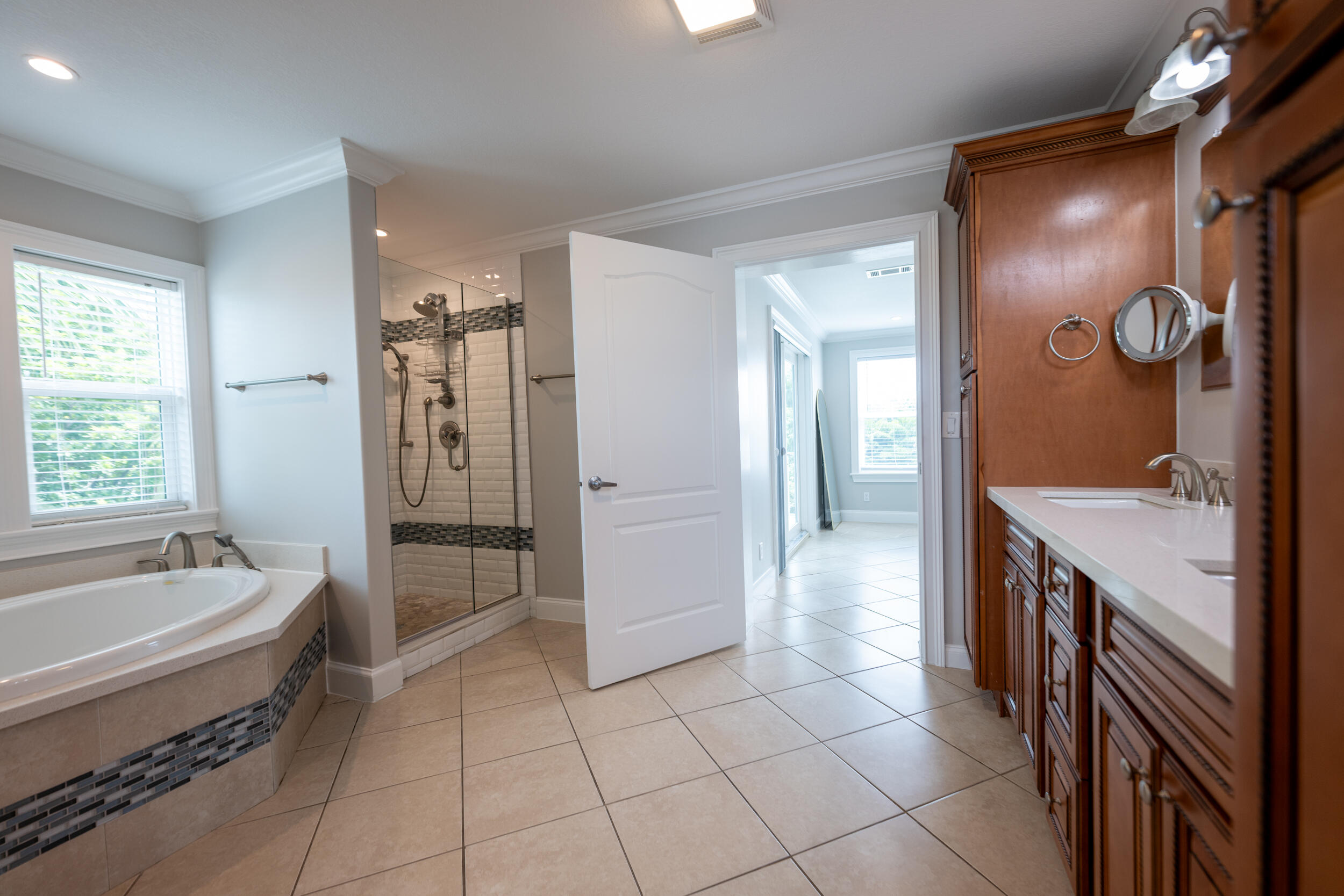211 Shore Avenue Property Photo 15