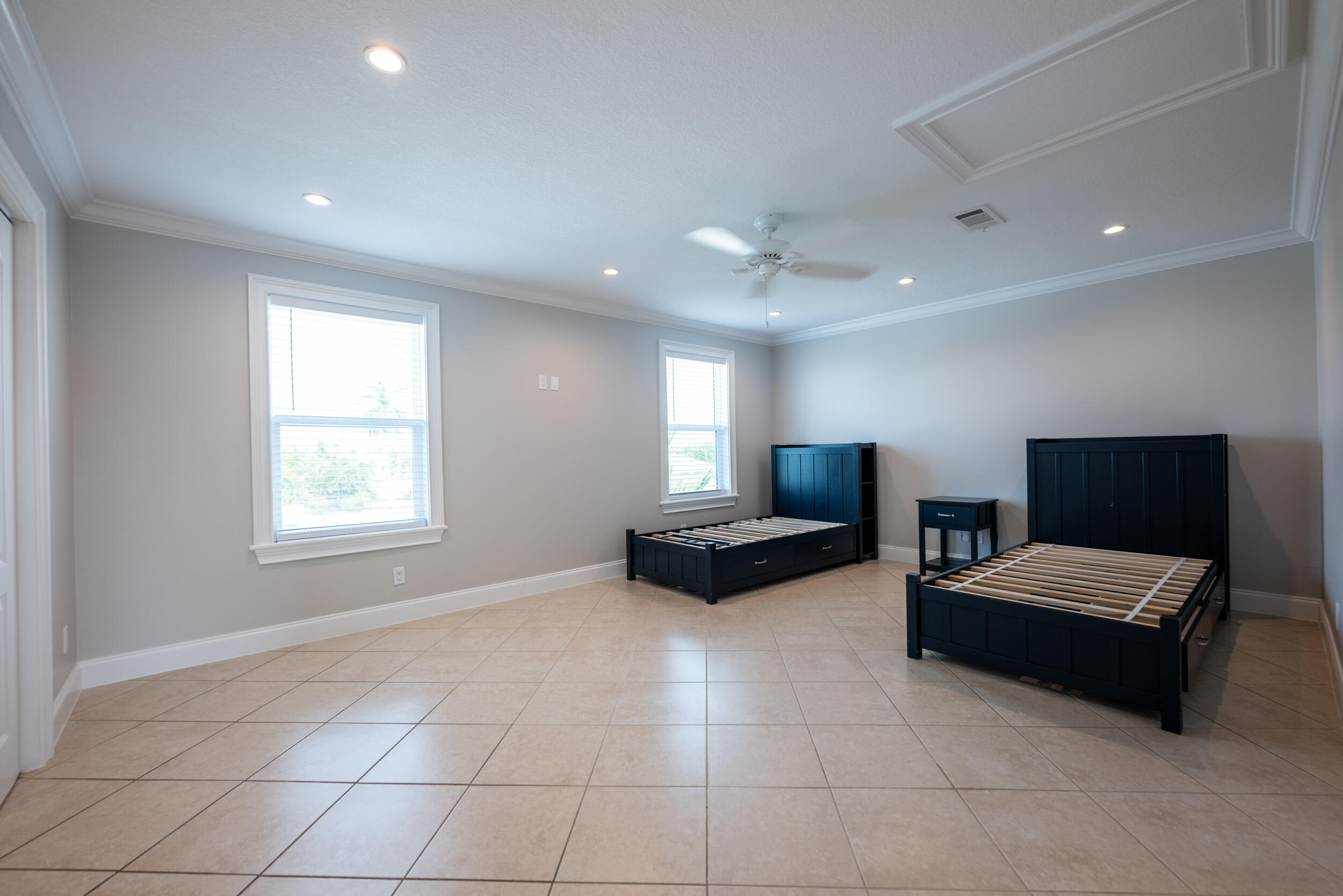 211 Shore Avenue Property Photo 19