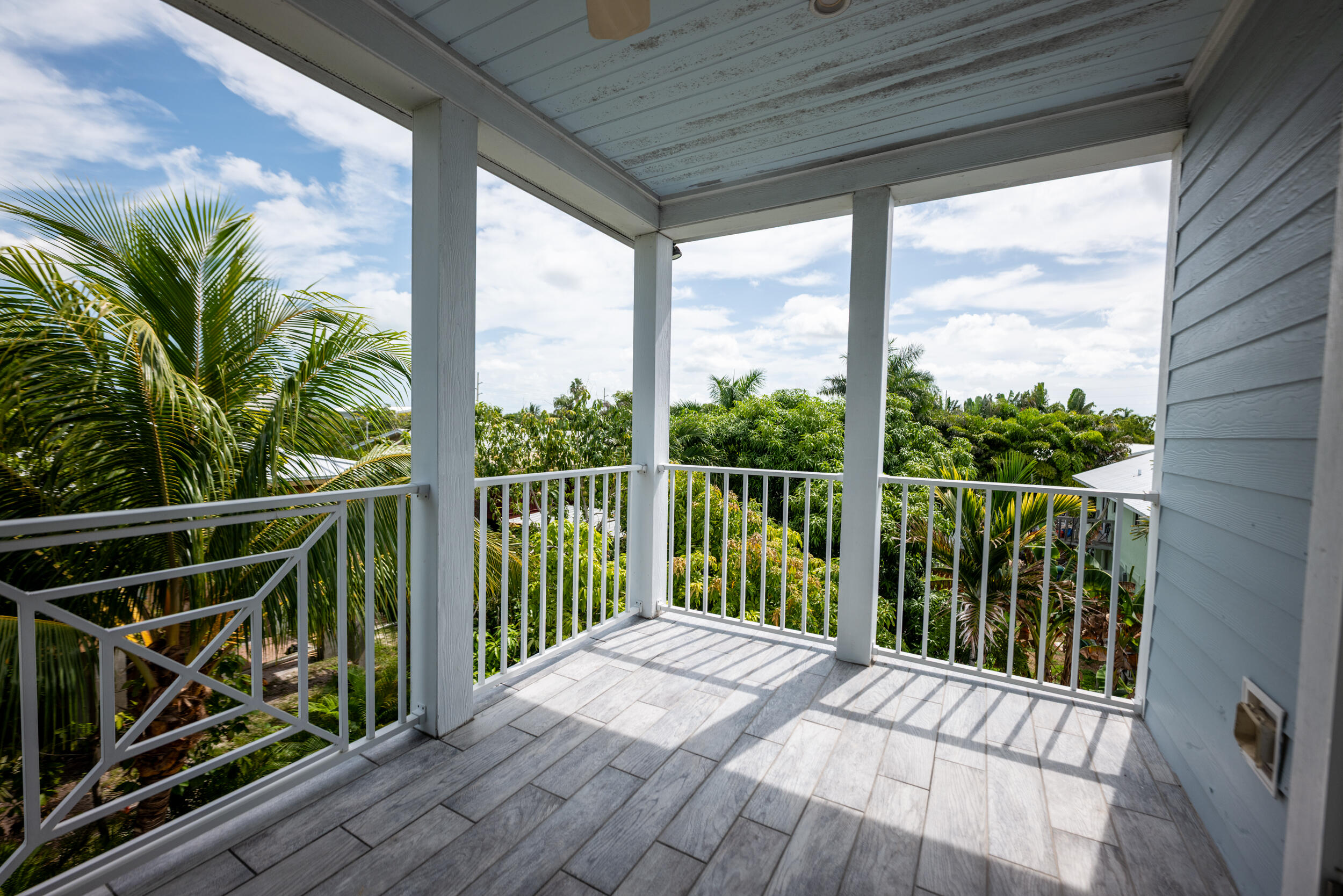 211 Shore Avenue Property Photo 30