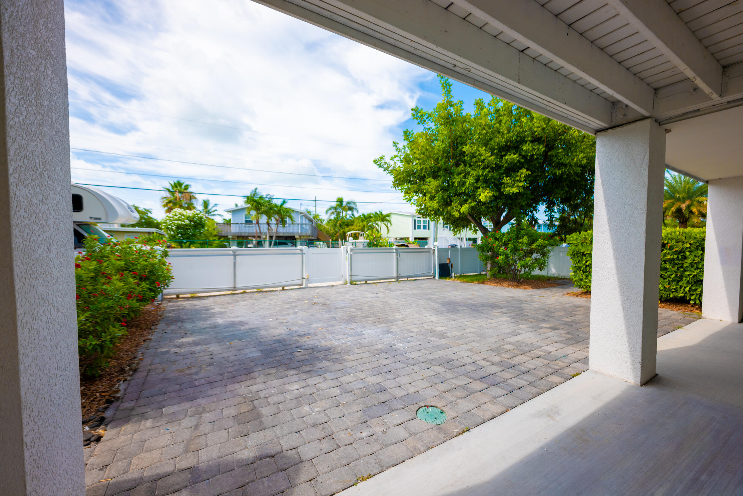 211 Shore Avenue Property Photo 34