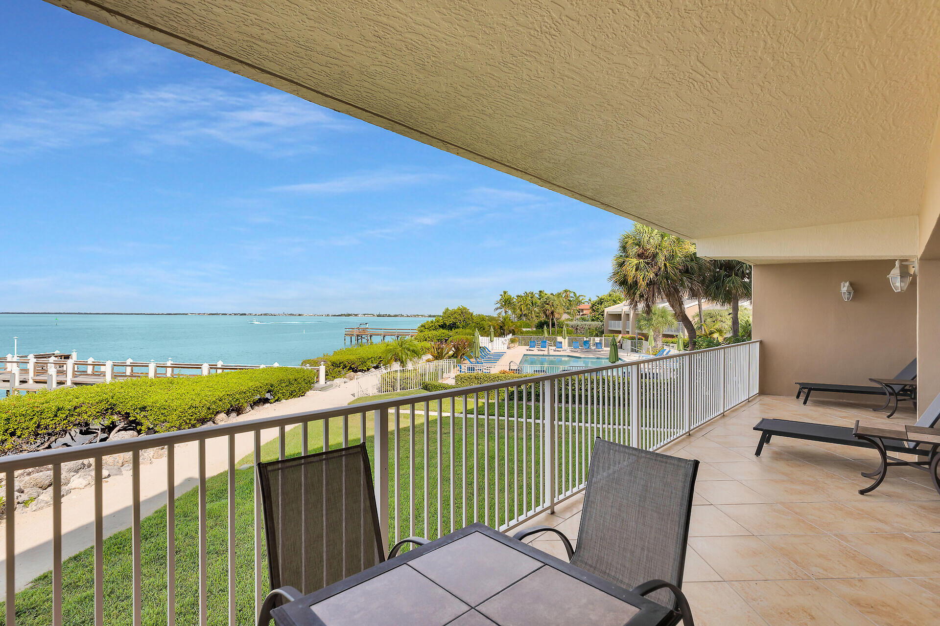 1133 W Ocean Drive 12 Property Photo 20