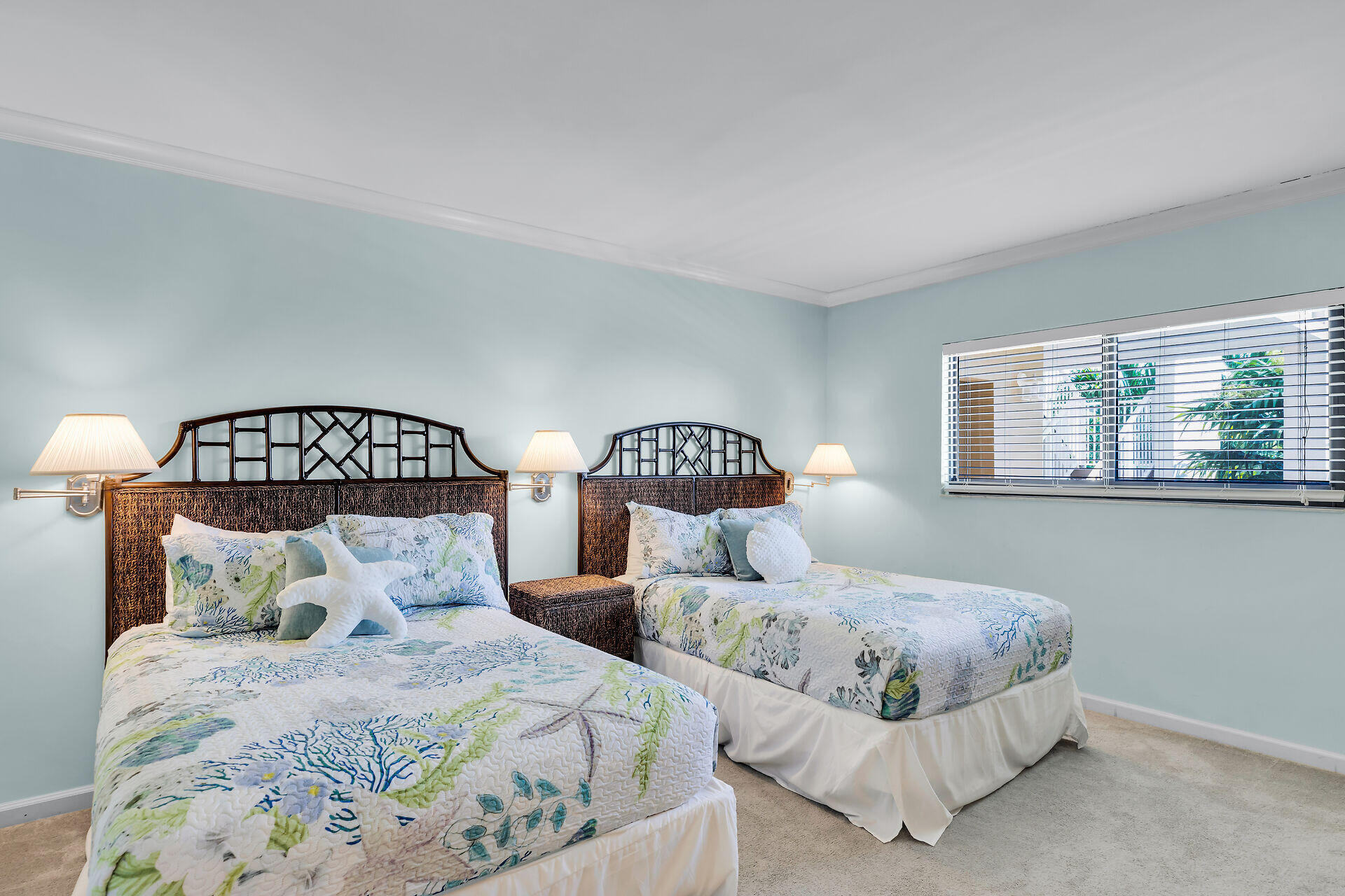 1133 W Ocean Drive 12 Property Photo 28