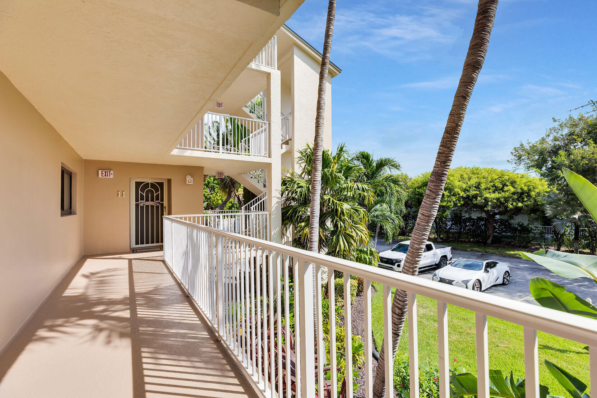 1133 W Ocean Drive 12 Property Photo 35