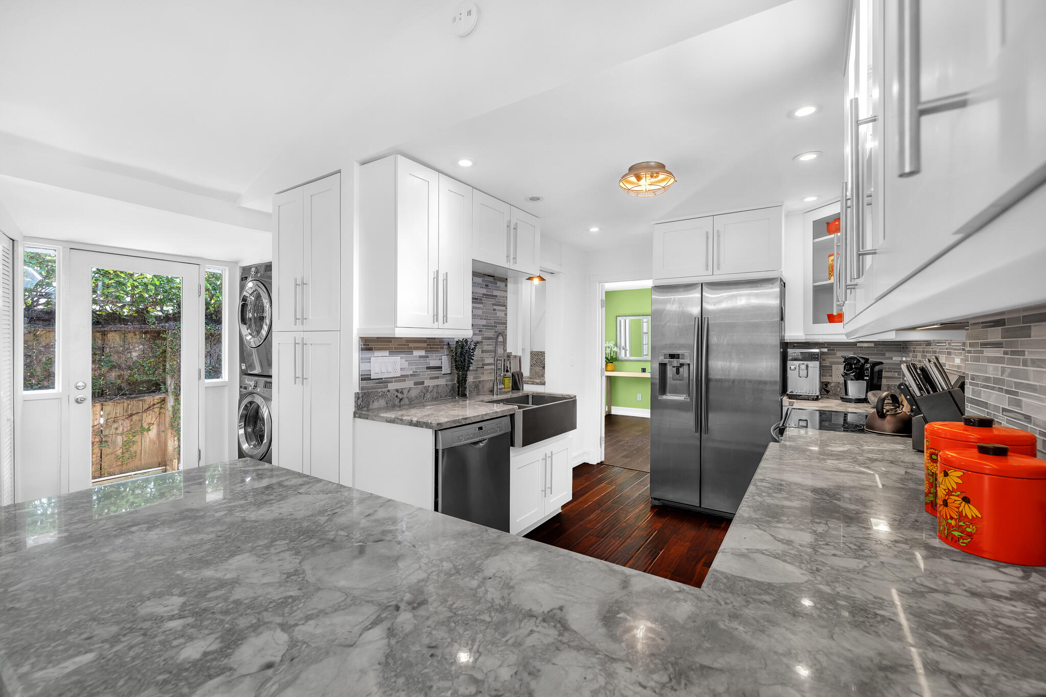 1105 Olivia Street Property Photo 5