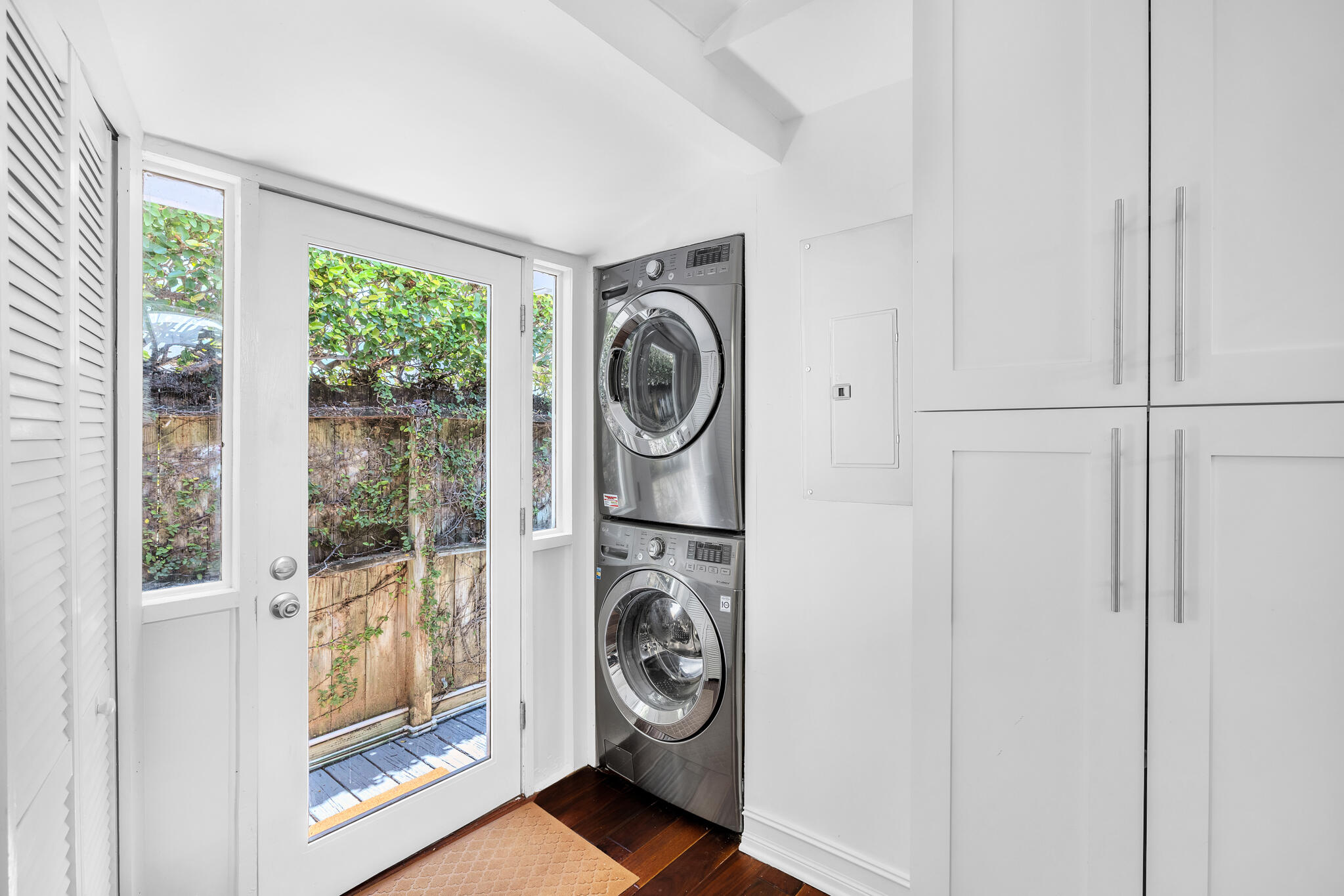 1105 Olivia Street Property Photo 25