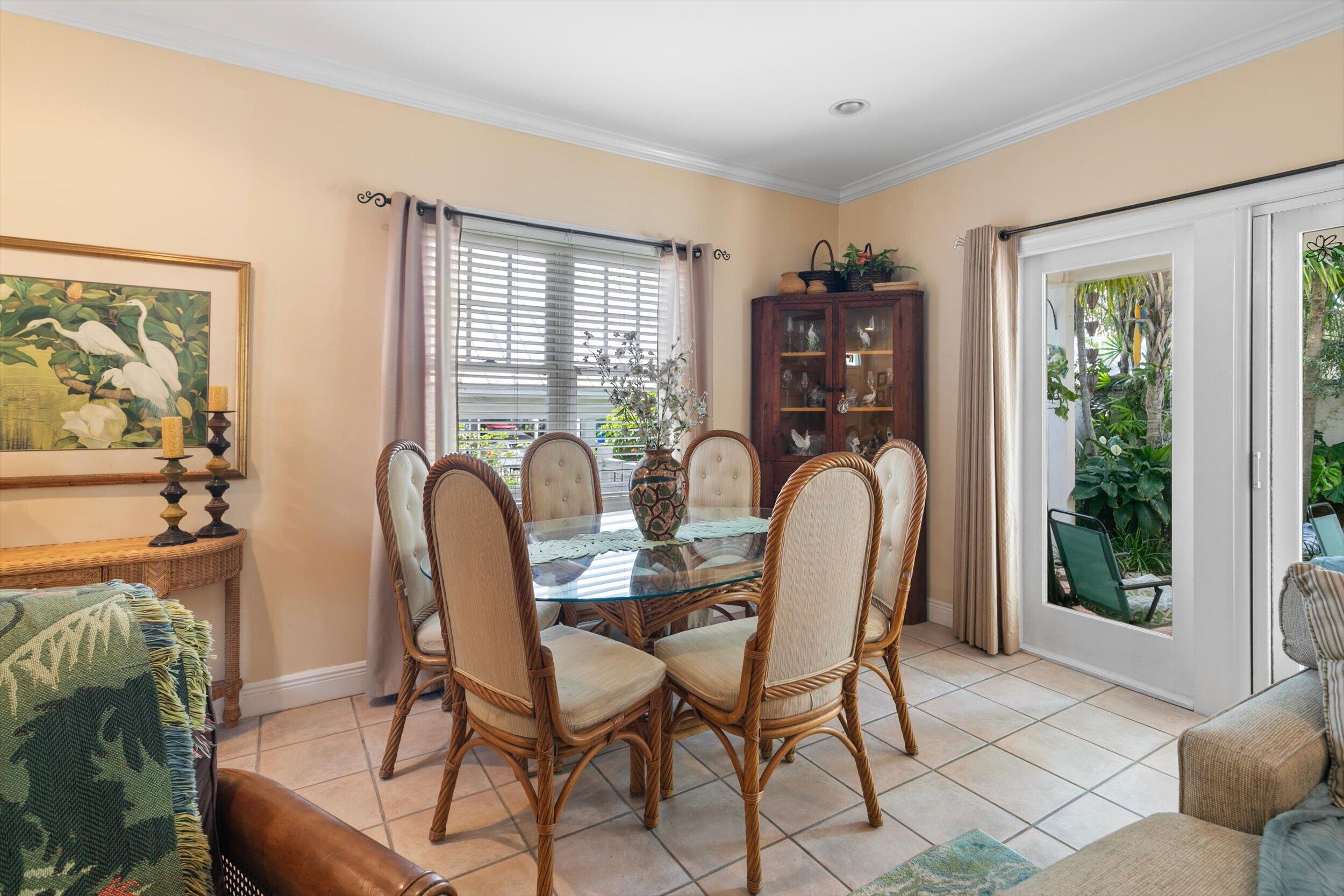 210 Golf Club Drive Property Photo 17