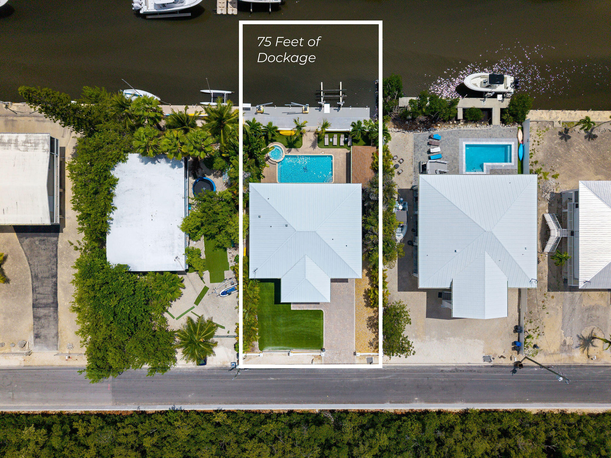 984 Shaw Drive Property Photo 4