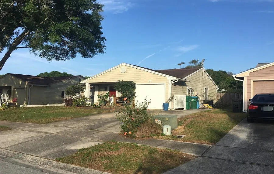3864 Regent Drive Property Photo 3
