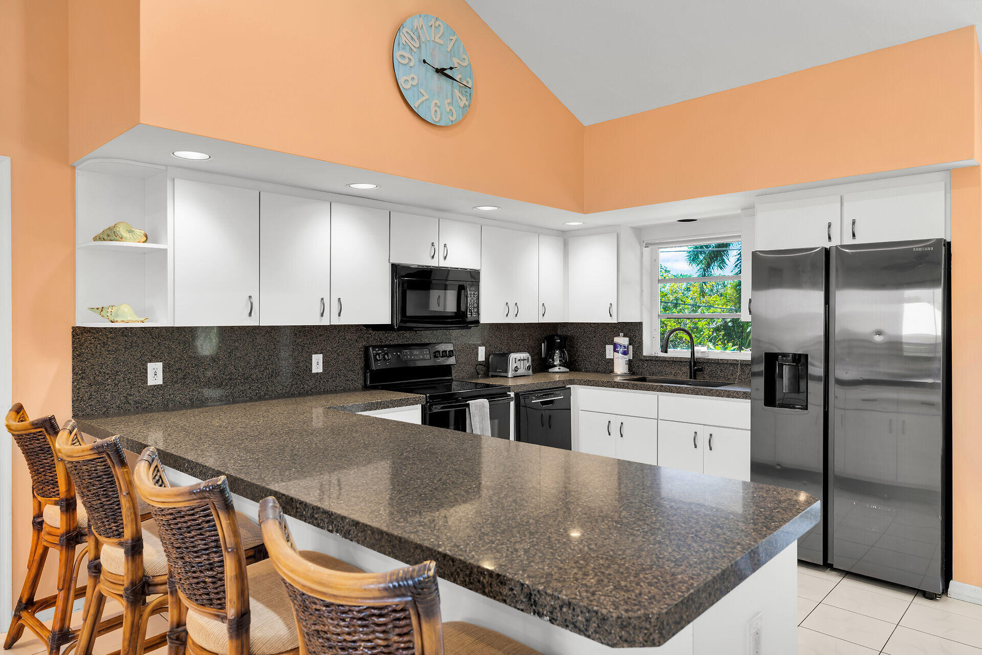 280 14th Street Property Photo 13