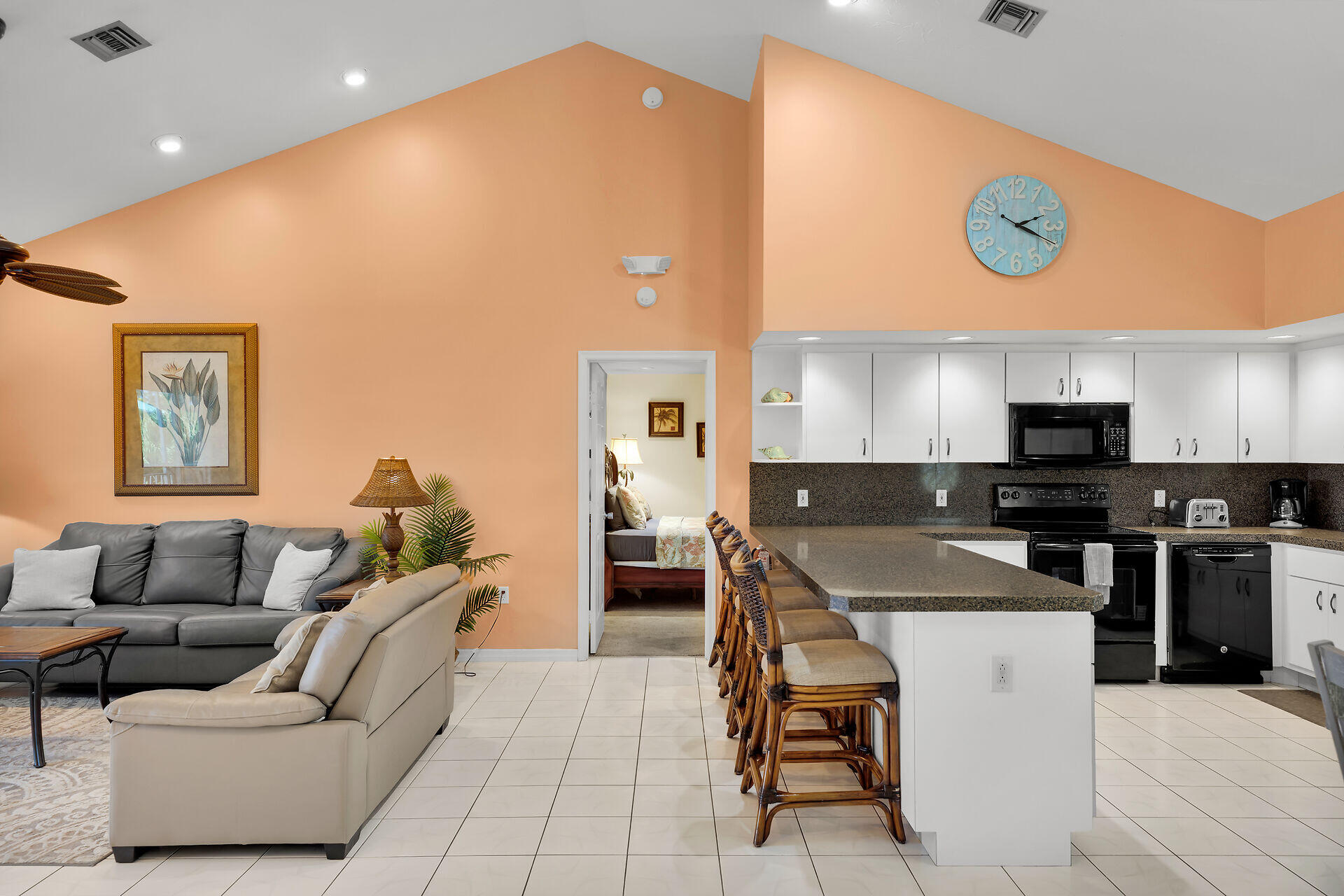 280 14th Street Property Photo 18