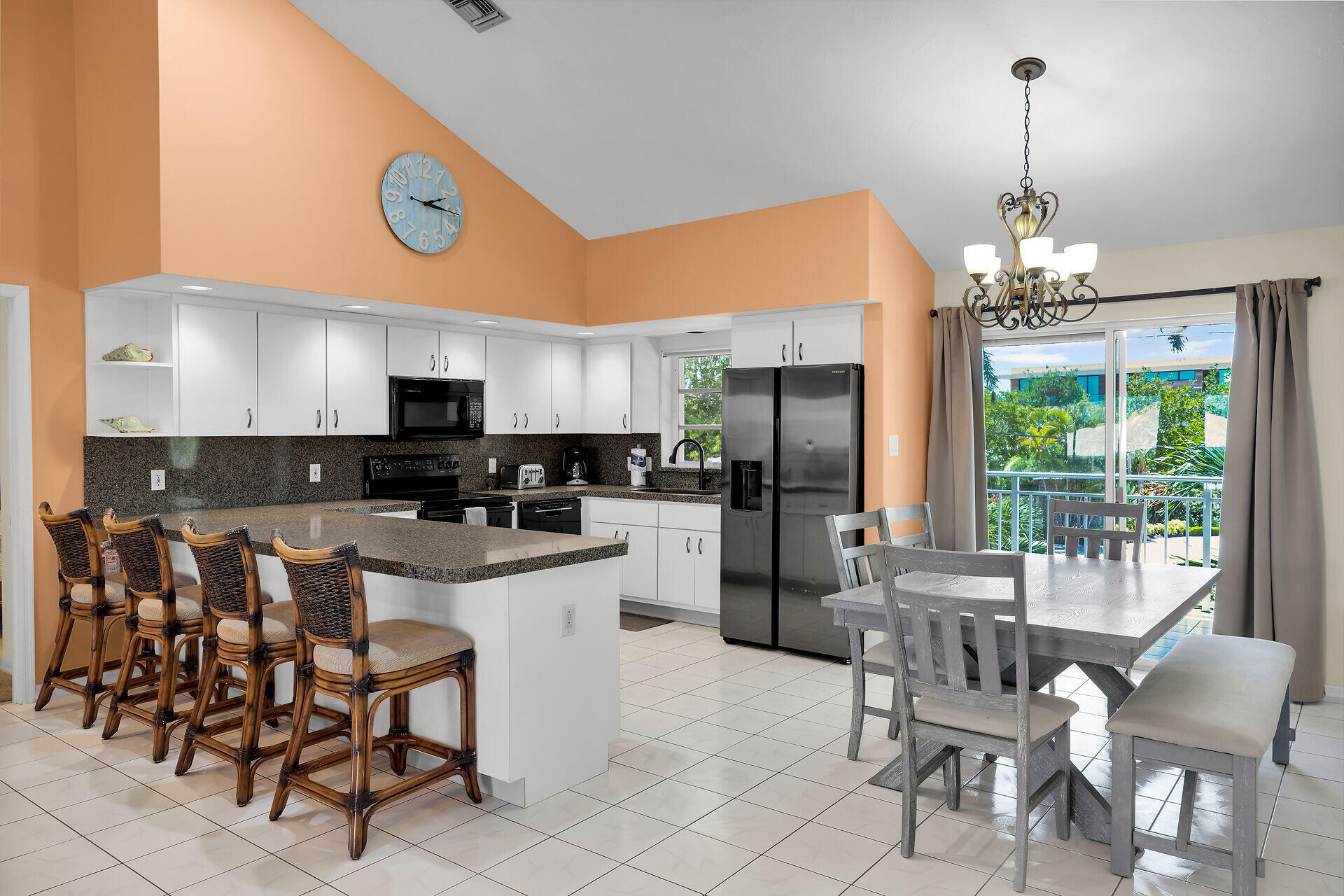 280 14th Street Property Photo 21