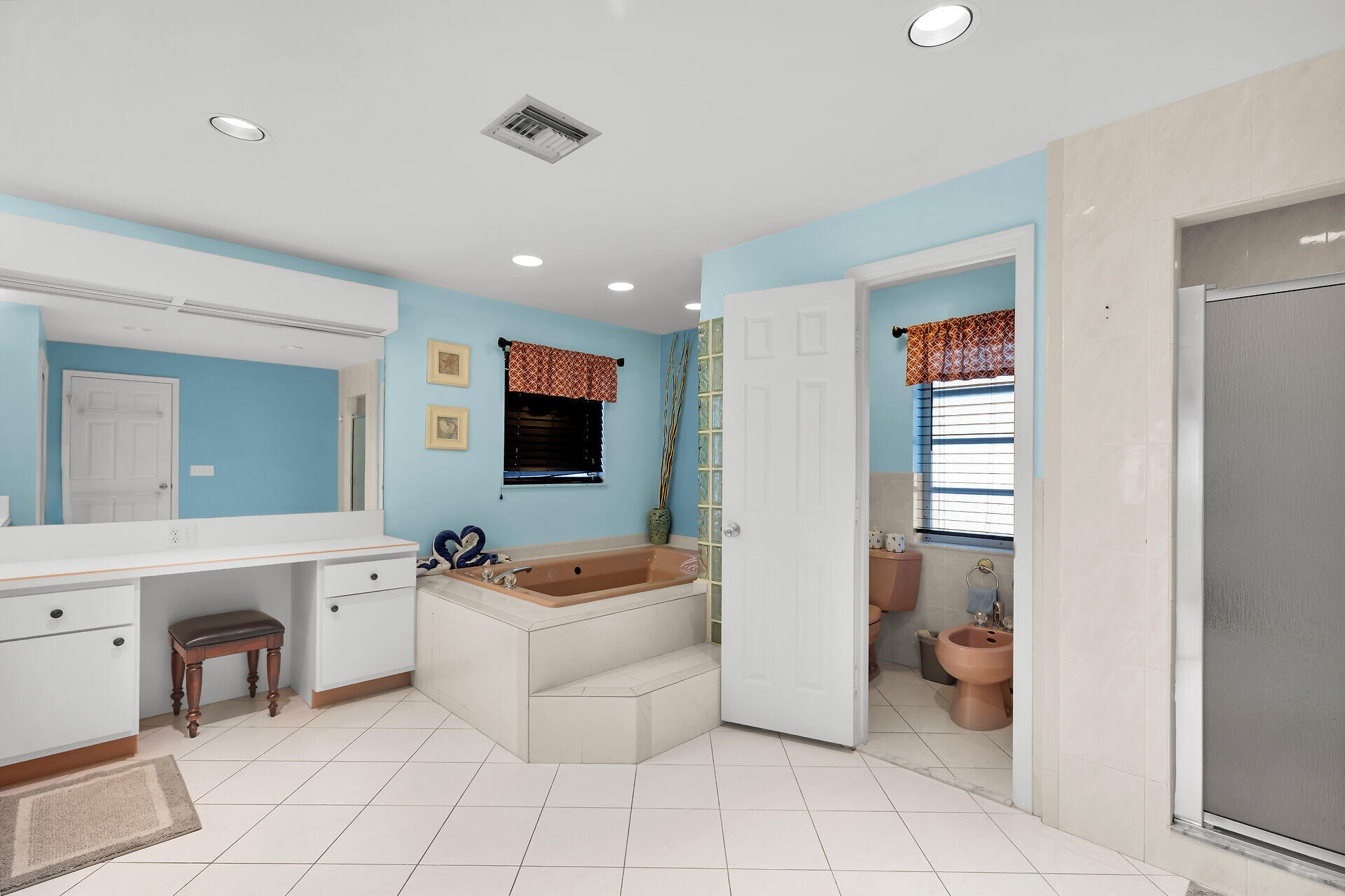 280 14th Street Property Photo 23