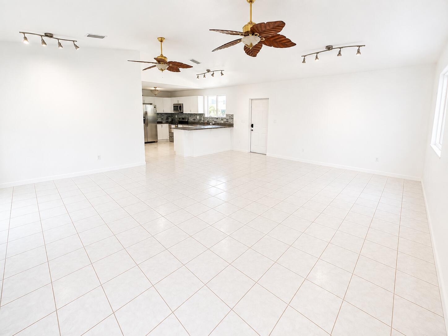 129 Normandy Drive Property Photo 3