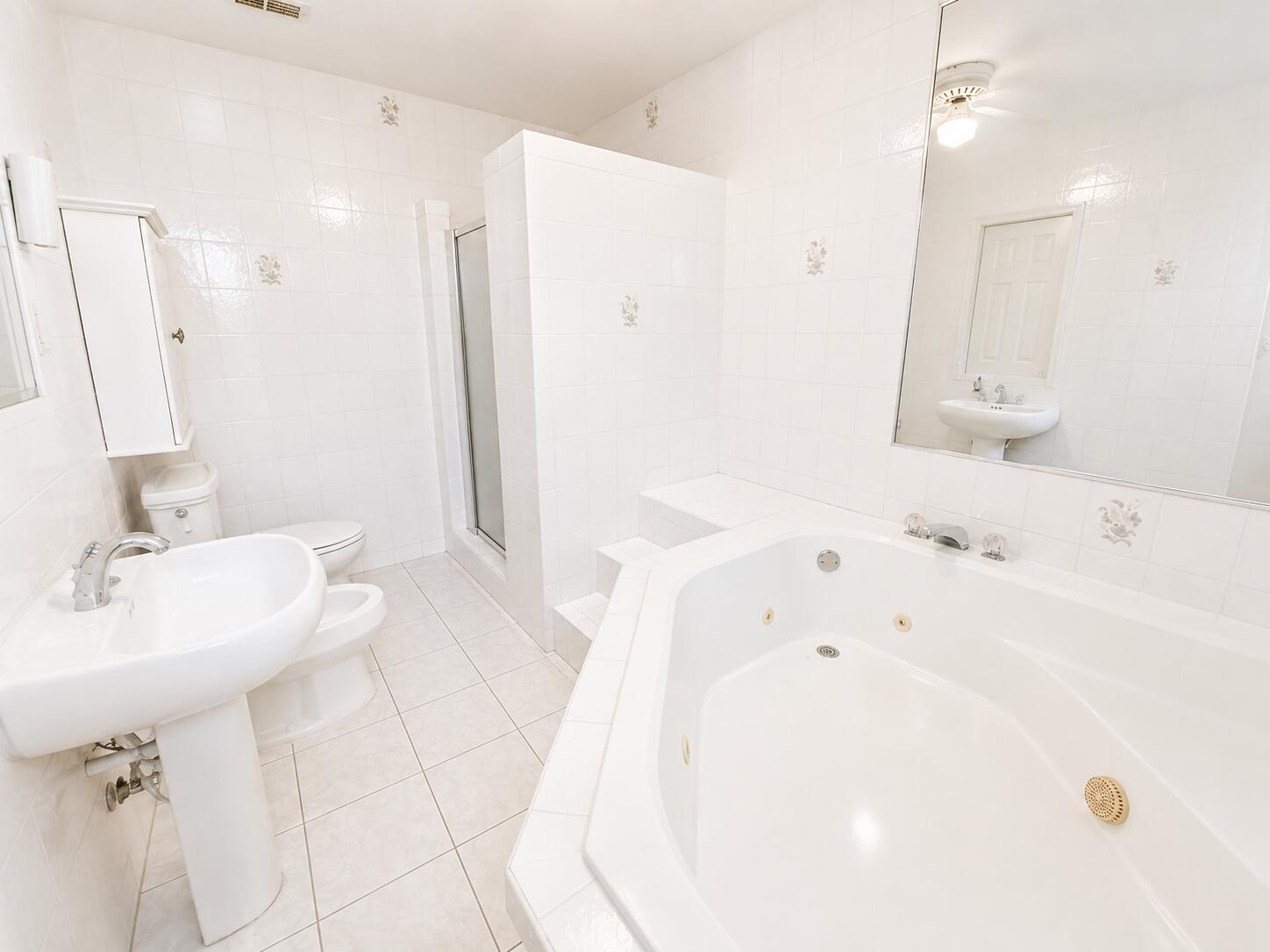 129 Normandy Drive Property Photo 10