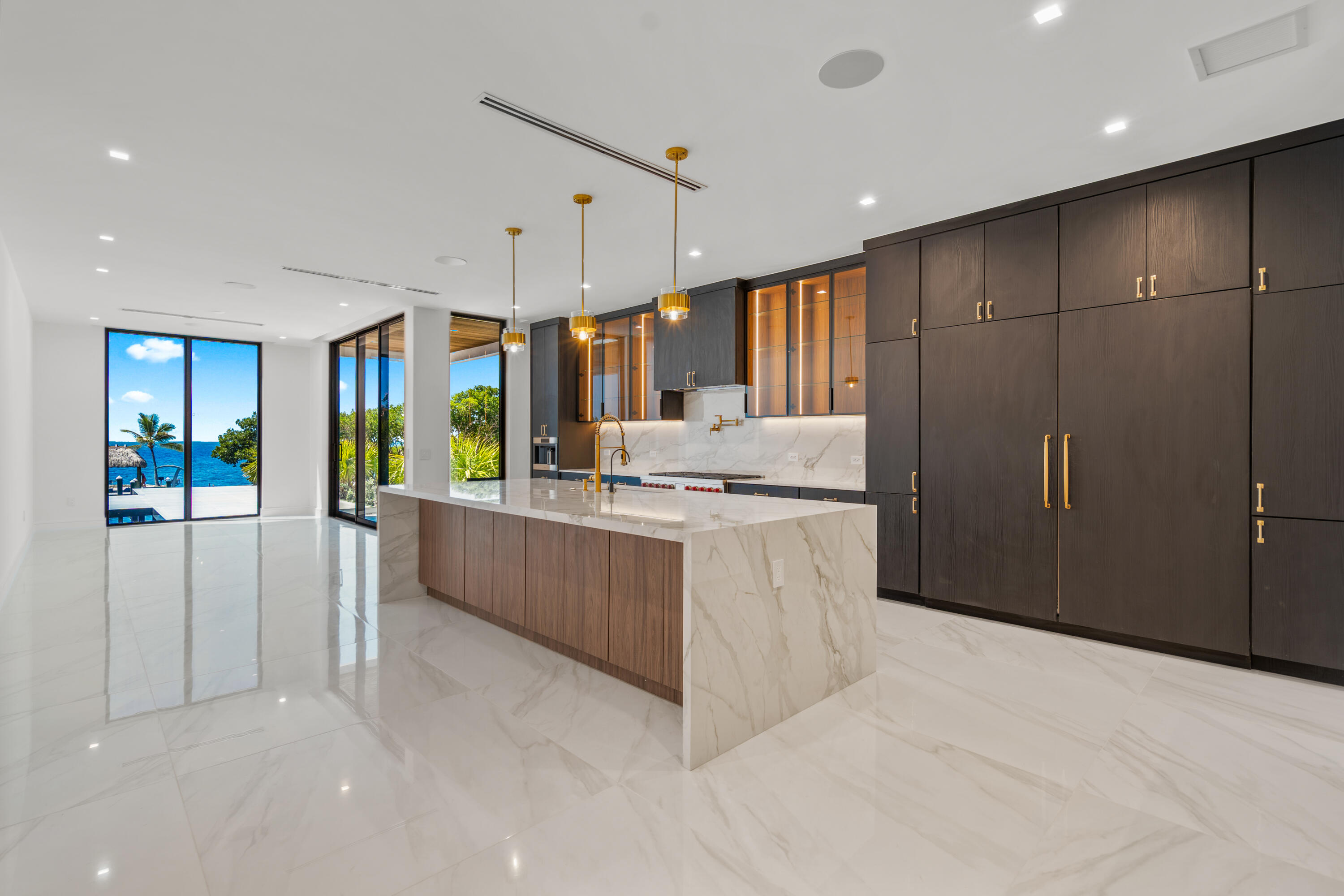 16 Seaside Avenue Property Photo 30