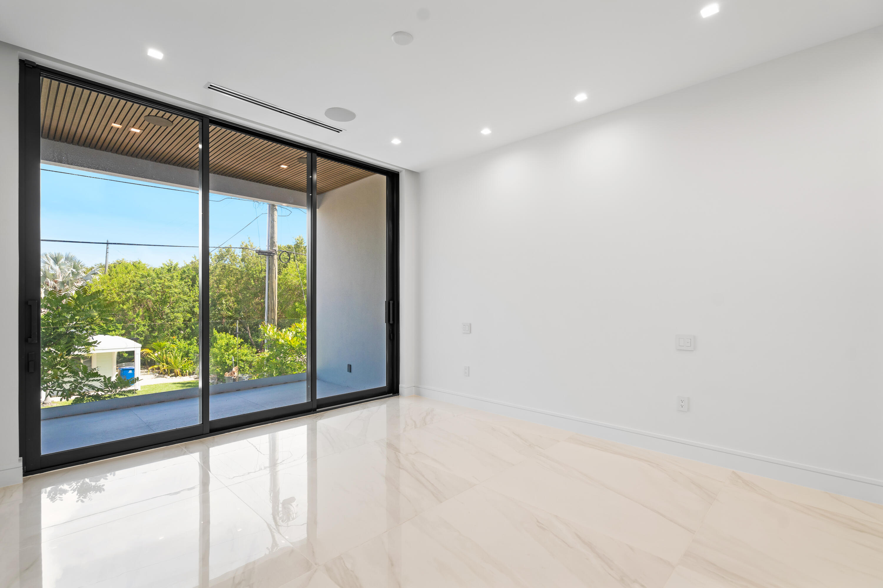 16 Seaside Avenue Property Photo 49