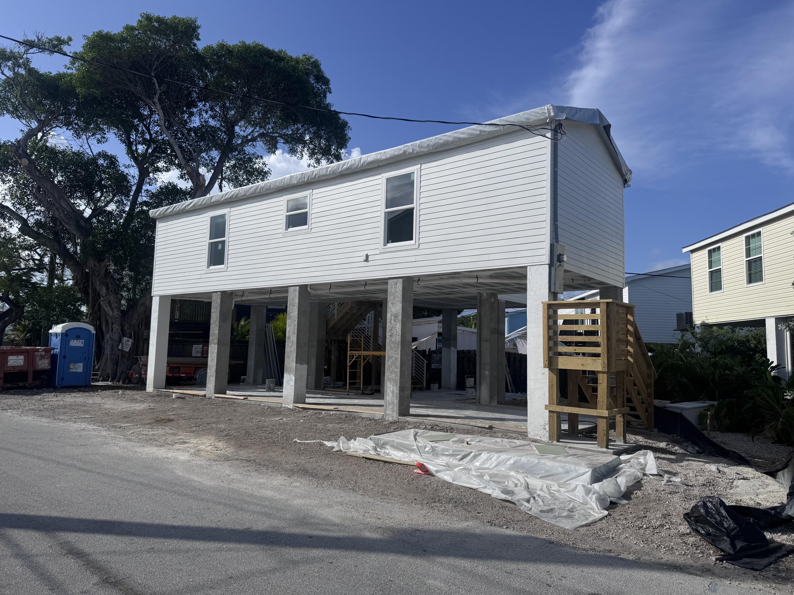 4 Del Mar Boulevard Property Photo 1
