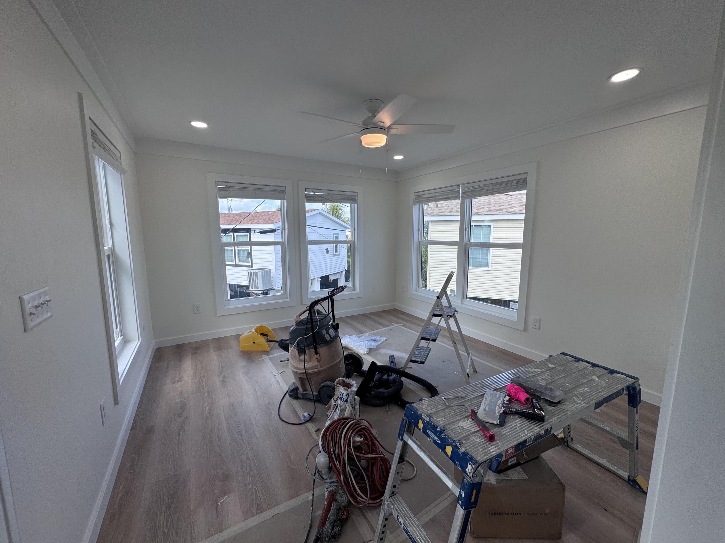 4 Del Mar Boulevard Property Photo 14