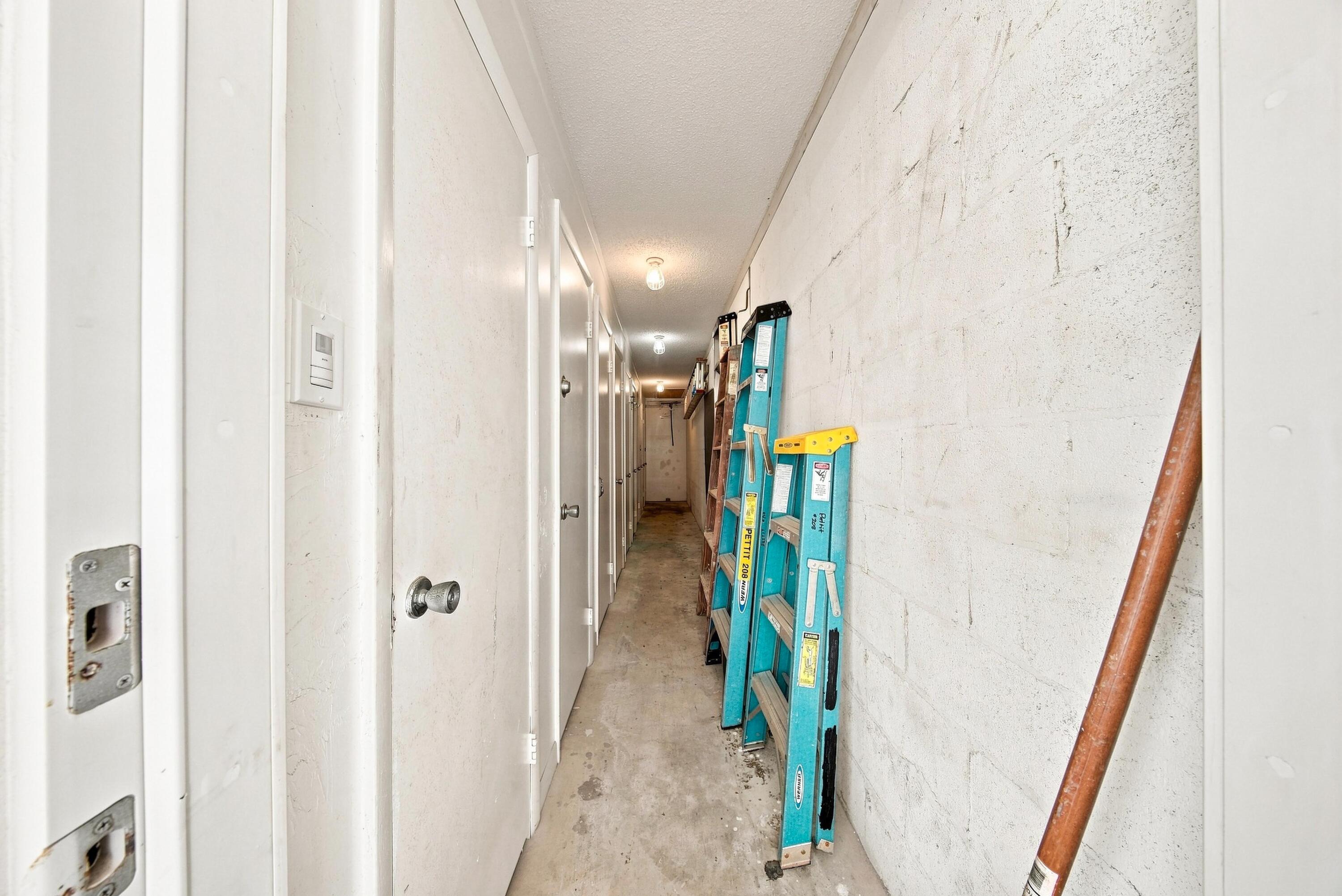 389 N Anglers Drive 206 Property Photo 43