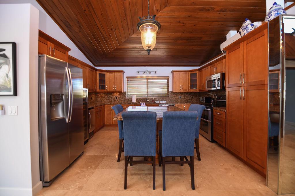 177 Lorelane Place Property Photo 7