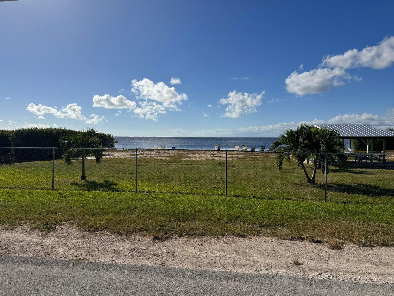 34 Pompano Avenue Property Photo 2