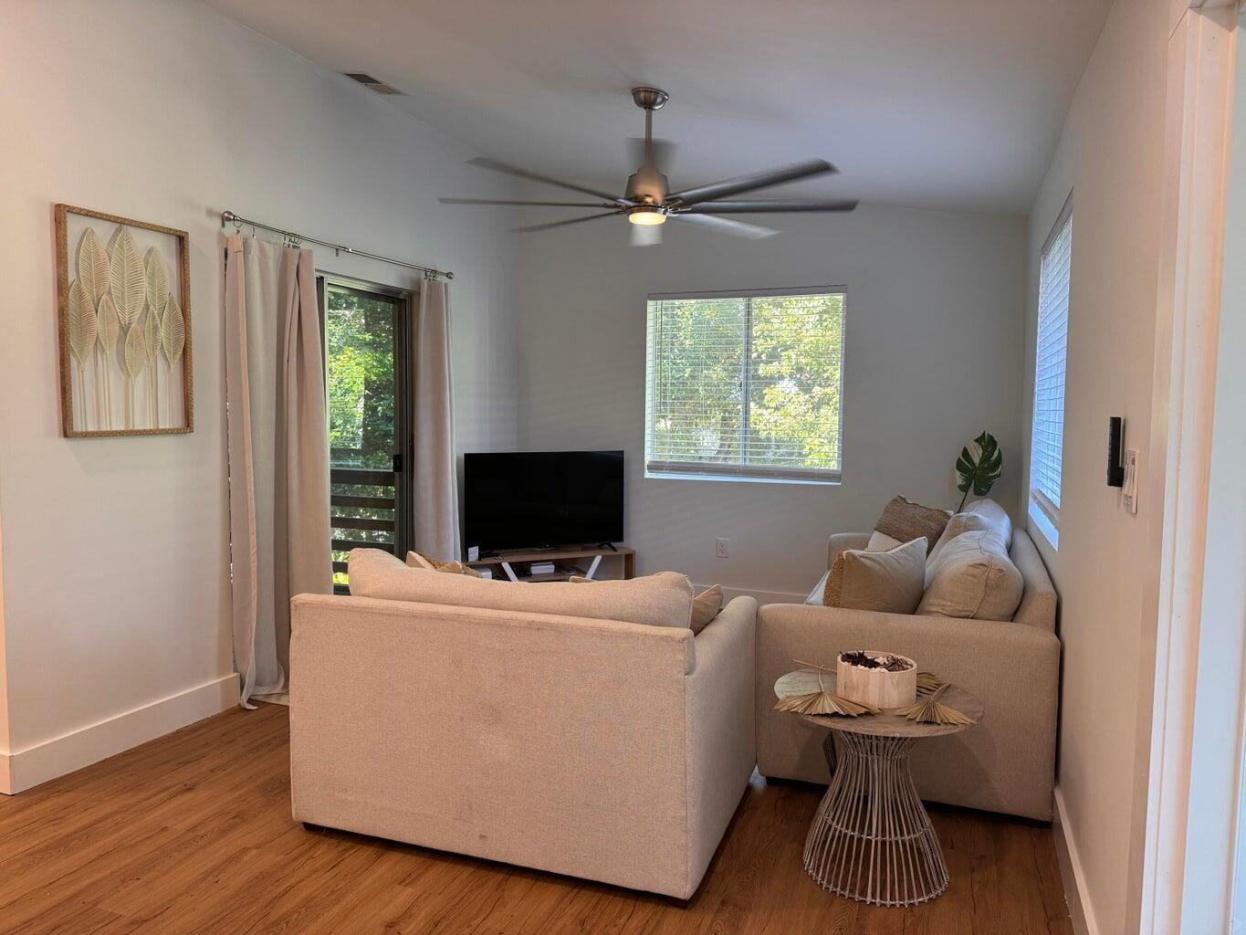34 Pompano Avenue Property Photo 3