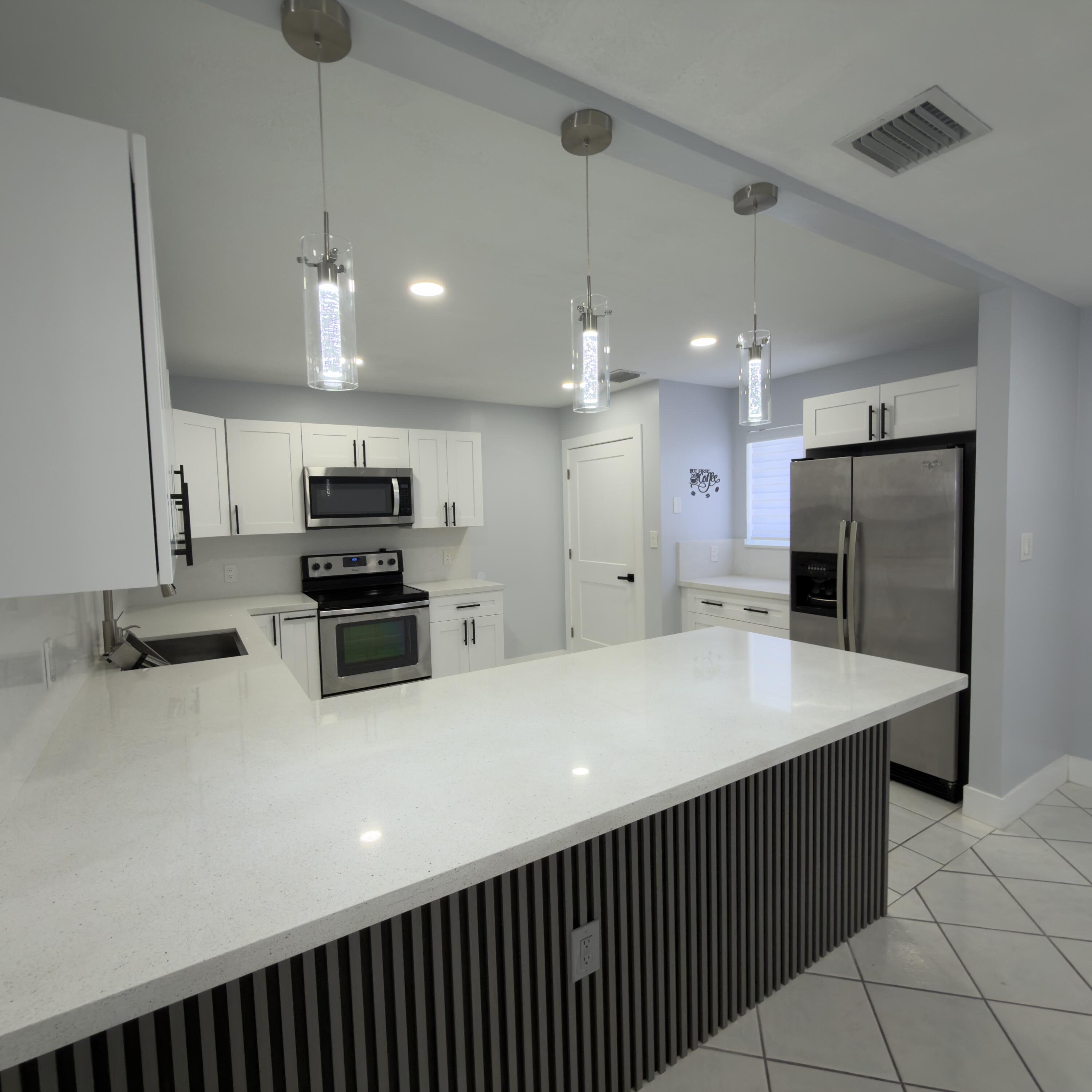 101 Marina Avenue Property Photo 4