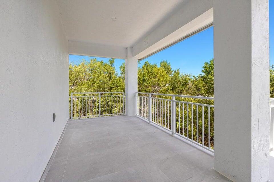 31441 Avenue F Property Photo 4