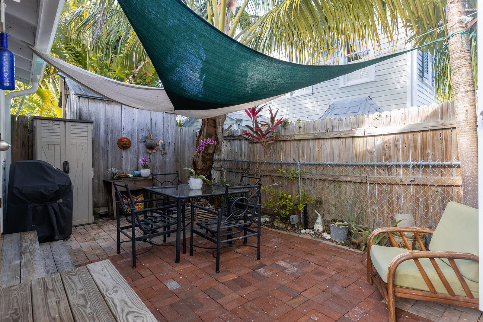 1422 Catherine Street Property Photo 15