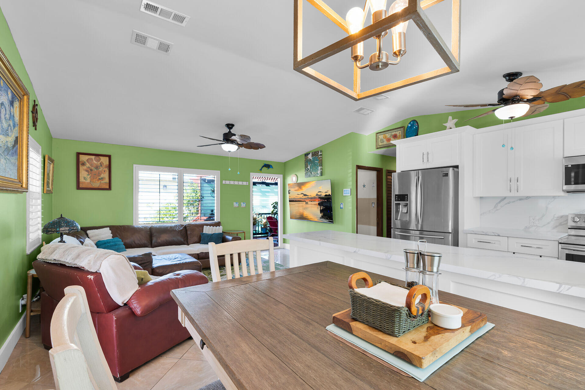 29313 Coconut Palm Drive Property Photo 10