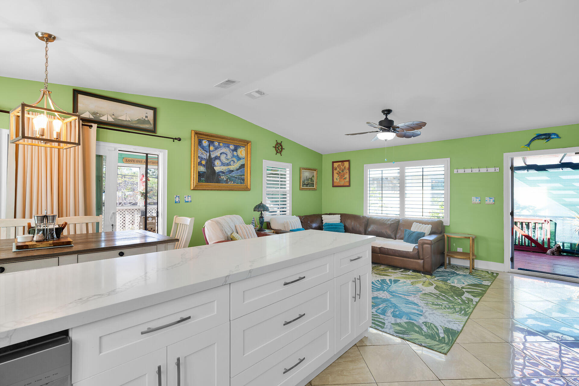 29313 Coconut Palm Drive Property Photo 13