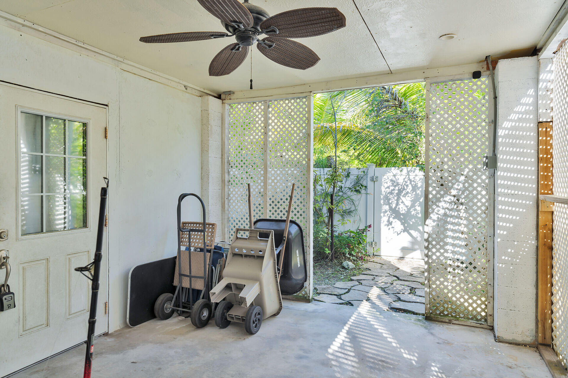 29313 Coconut Palm Drive Property Photo 30