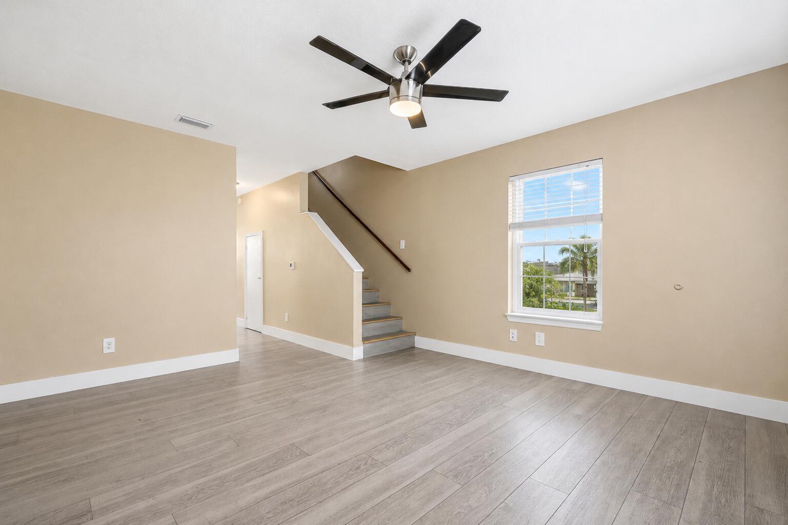 3075 Flagler Avenue Unit 12 Property Photo 9