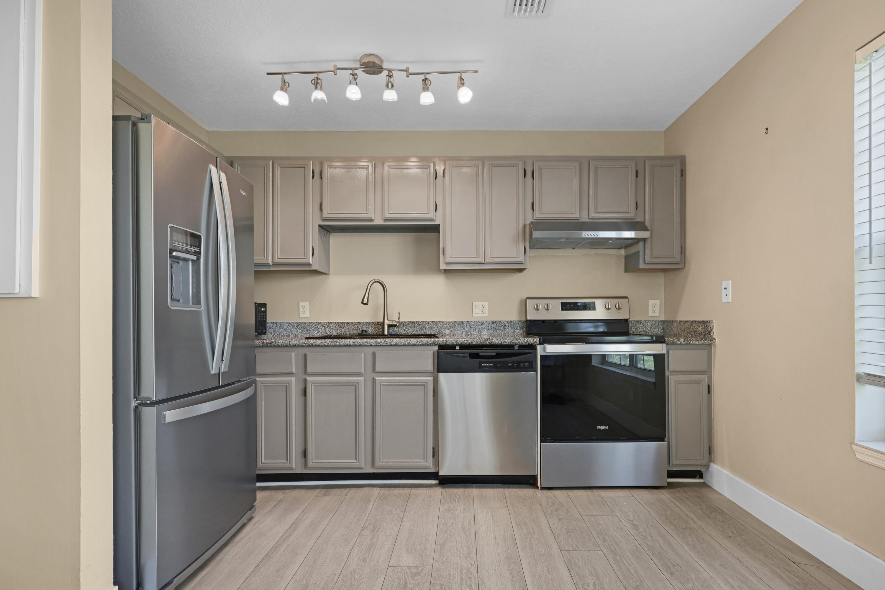 3075 Flagler Avenue Unit 12 Property Photo 16