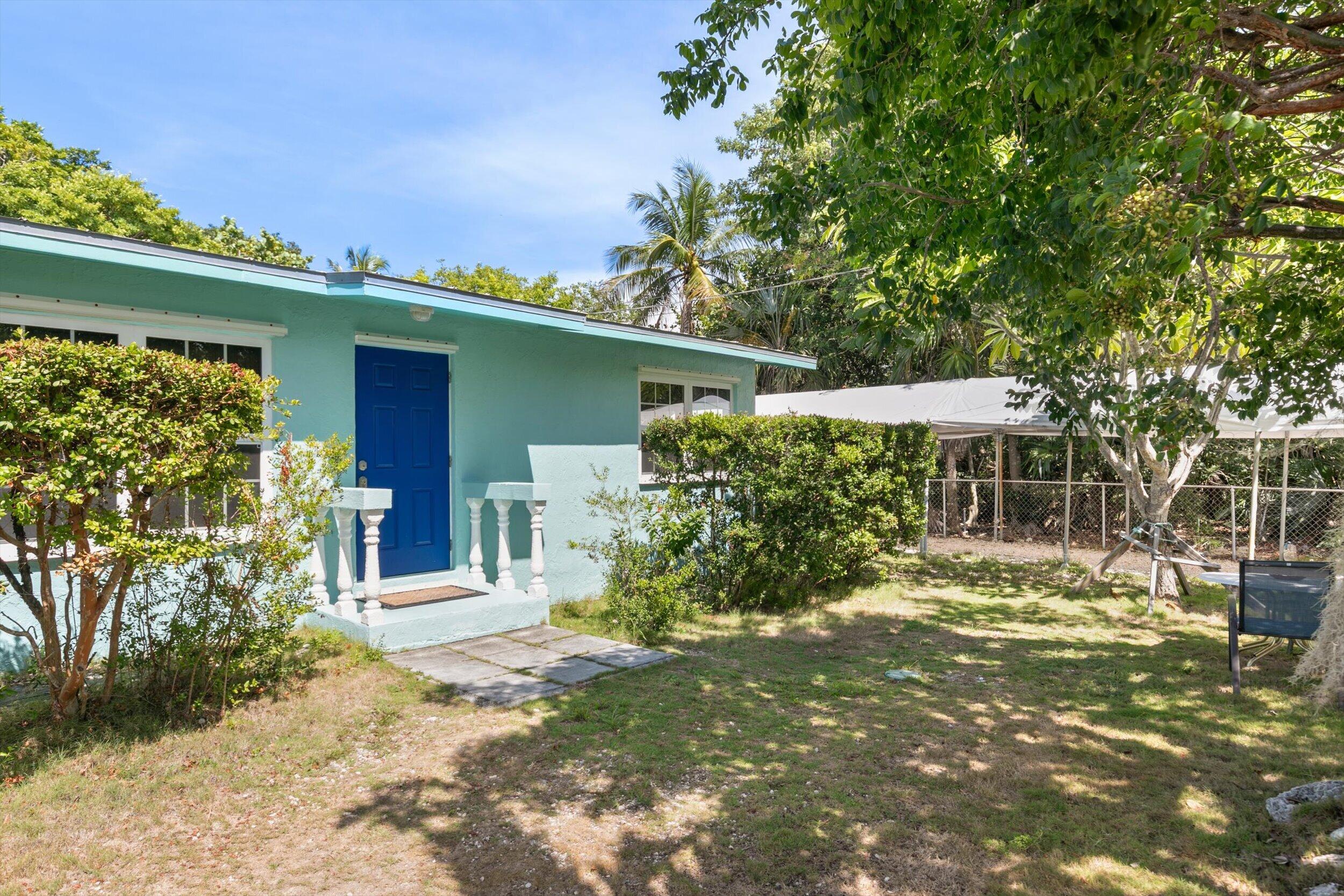 2828 Central Avenue Property Photo 6