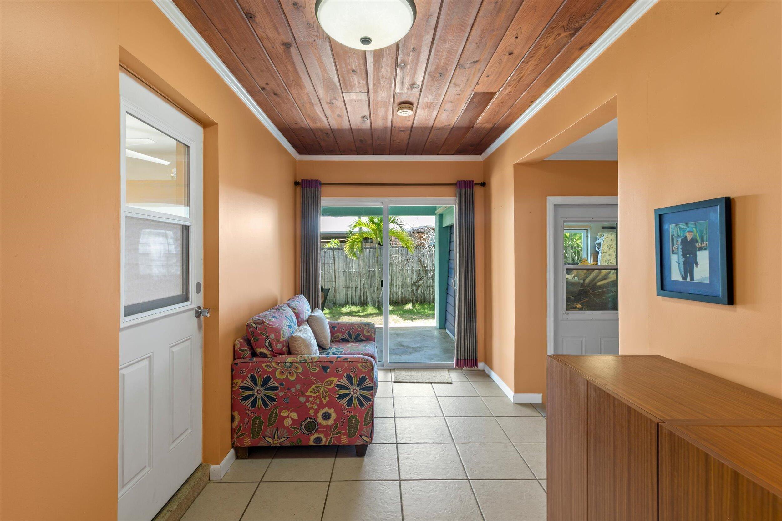 2828 Central Avenue Property Photo 43