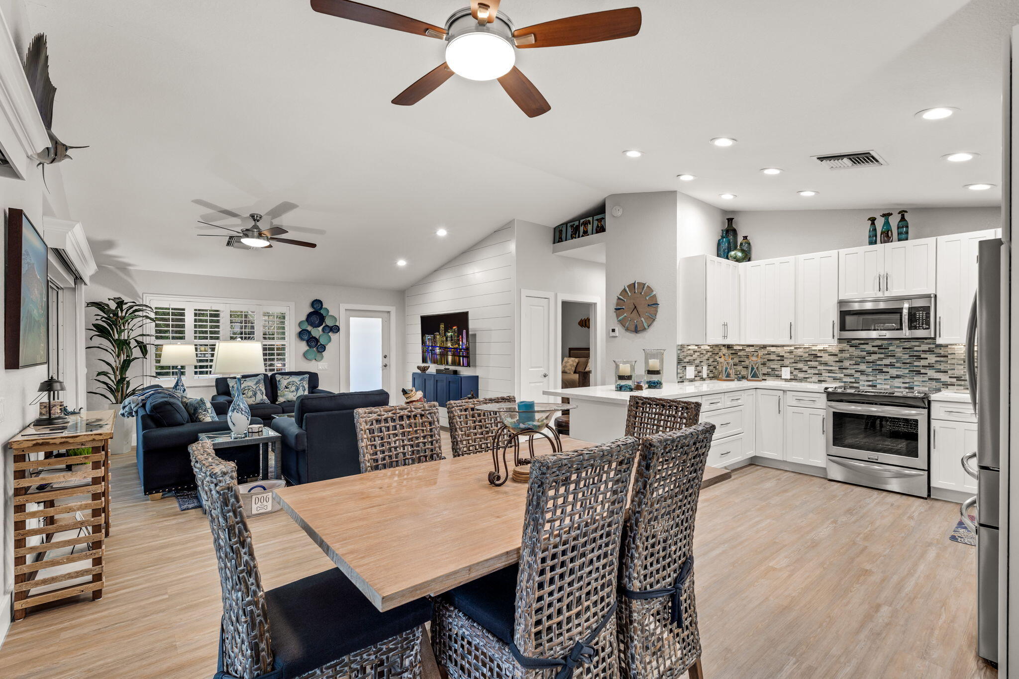 60 Mutiny Place Property Photo 3