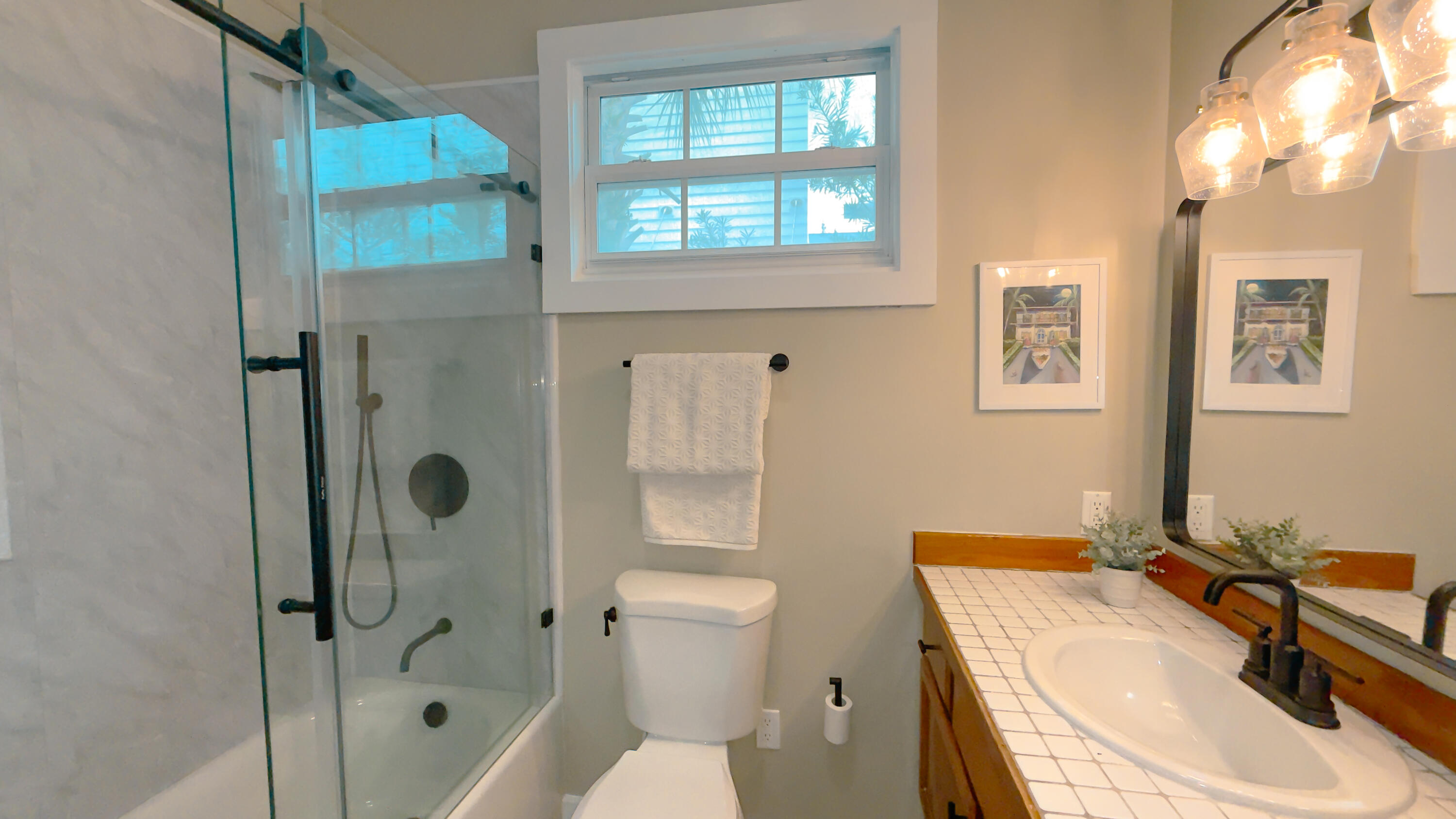 1004 Watson Street 2 Property Photo 6