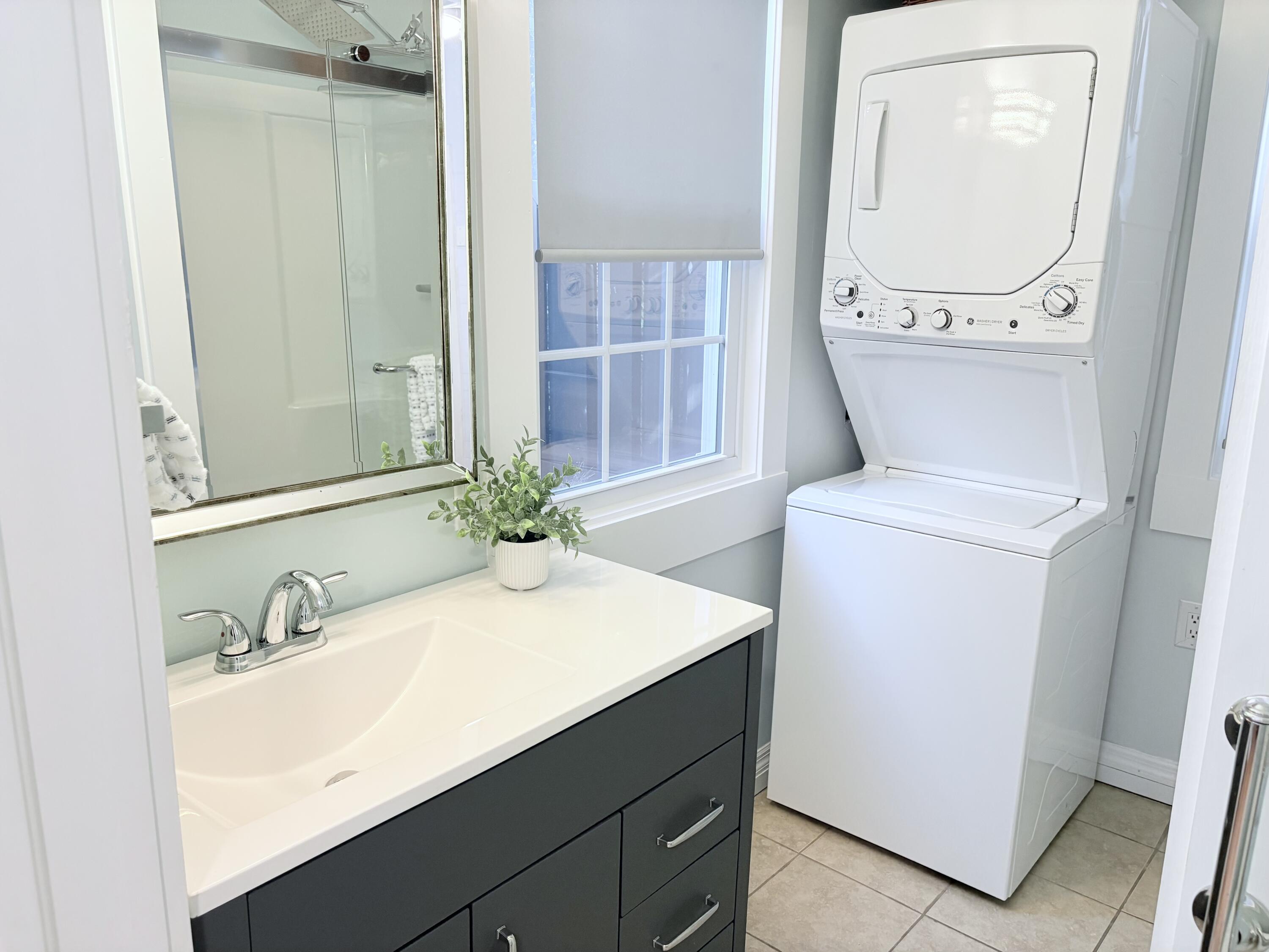 1004 Watson Street 2 Property Photo 10